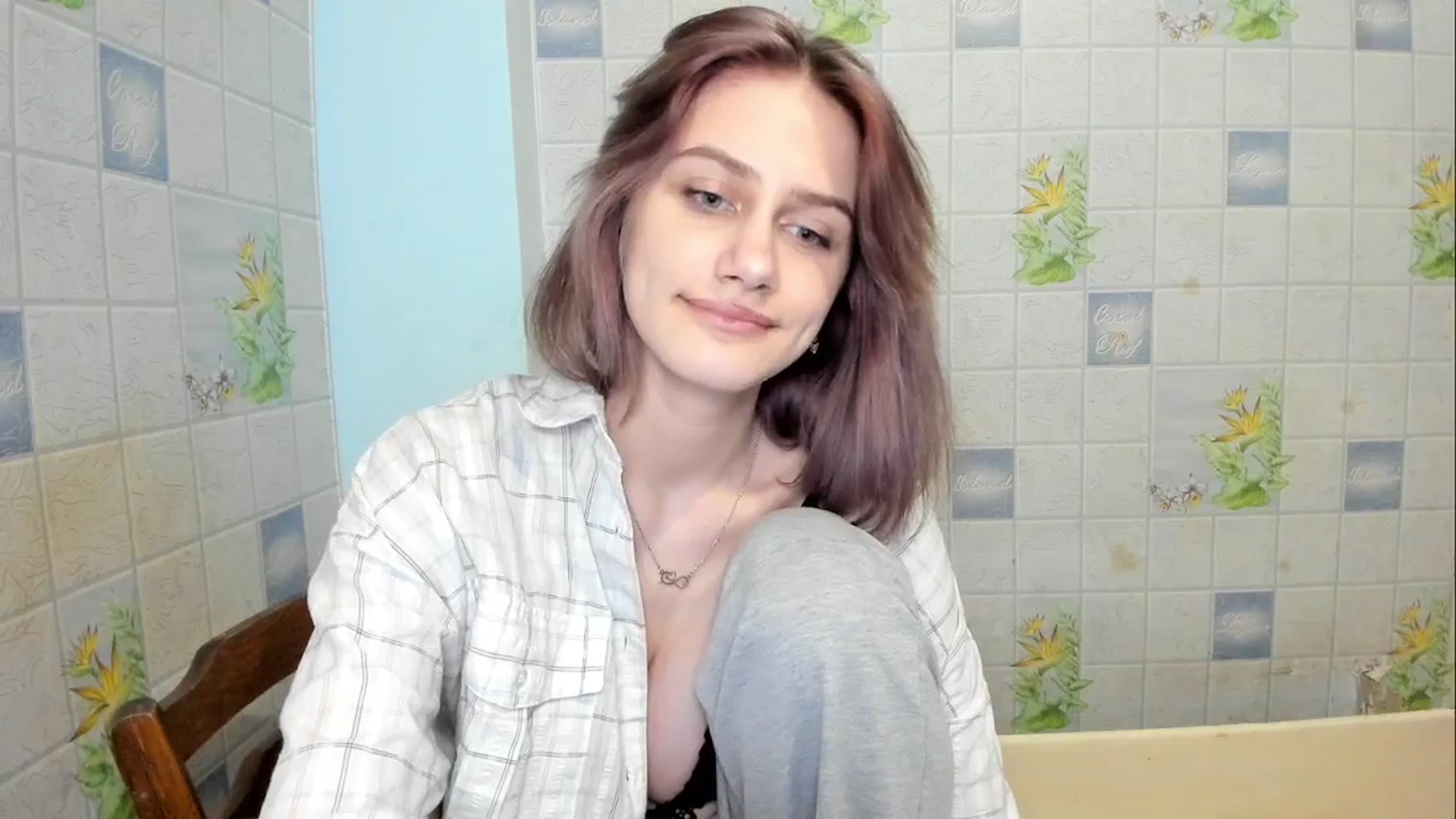 Gallery image thumbnail from NicoleDaviss's myfreecams stream on, 02/18/2026, 04:18 image 3 of 20