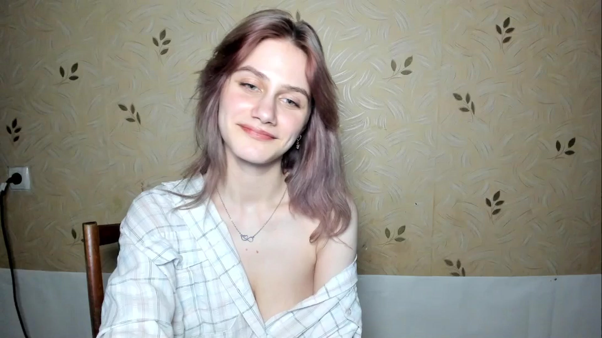 Gallery image thumbnail from NicoleDaviss's myfreecams stream on, 02/21/2026, 04:32 image 15 of 20