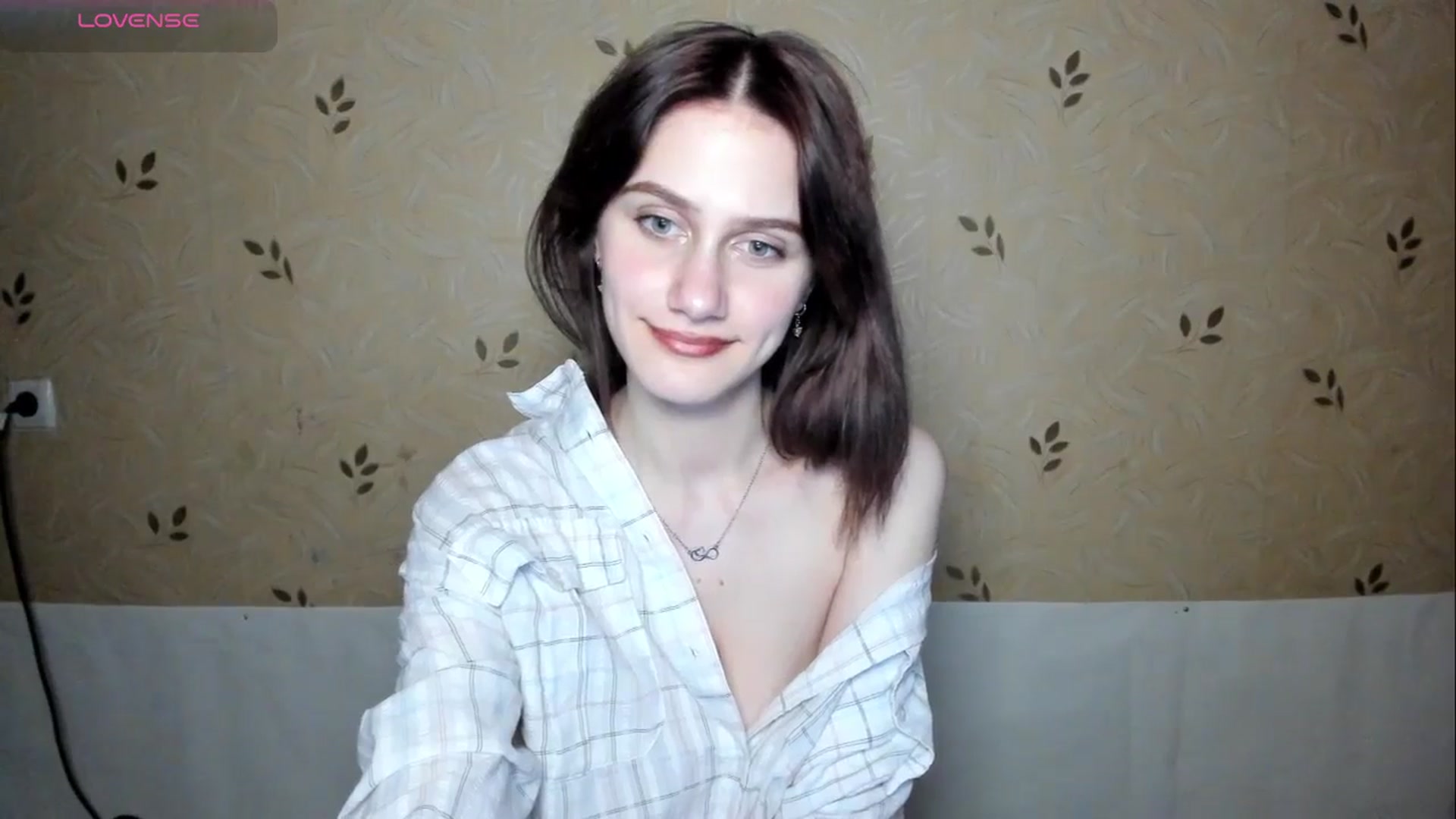 Gallery image thumbnail from NicoleDaviss's myfreecams stream on, 02/26/2026, 02:32 image 15 of 20