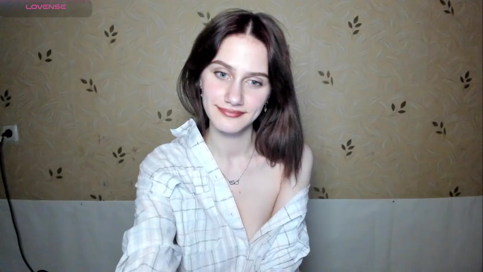 Gallery image thumbnail from NicoleDaviss's myfreecams stream on, 02/26/2026, 02:32 image 16 of 20
