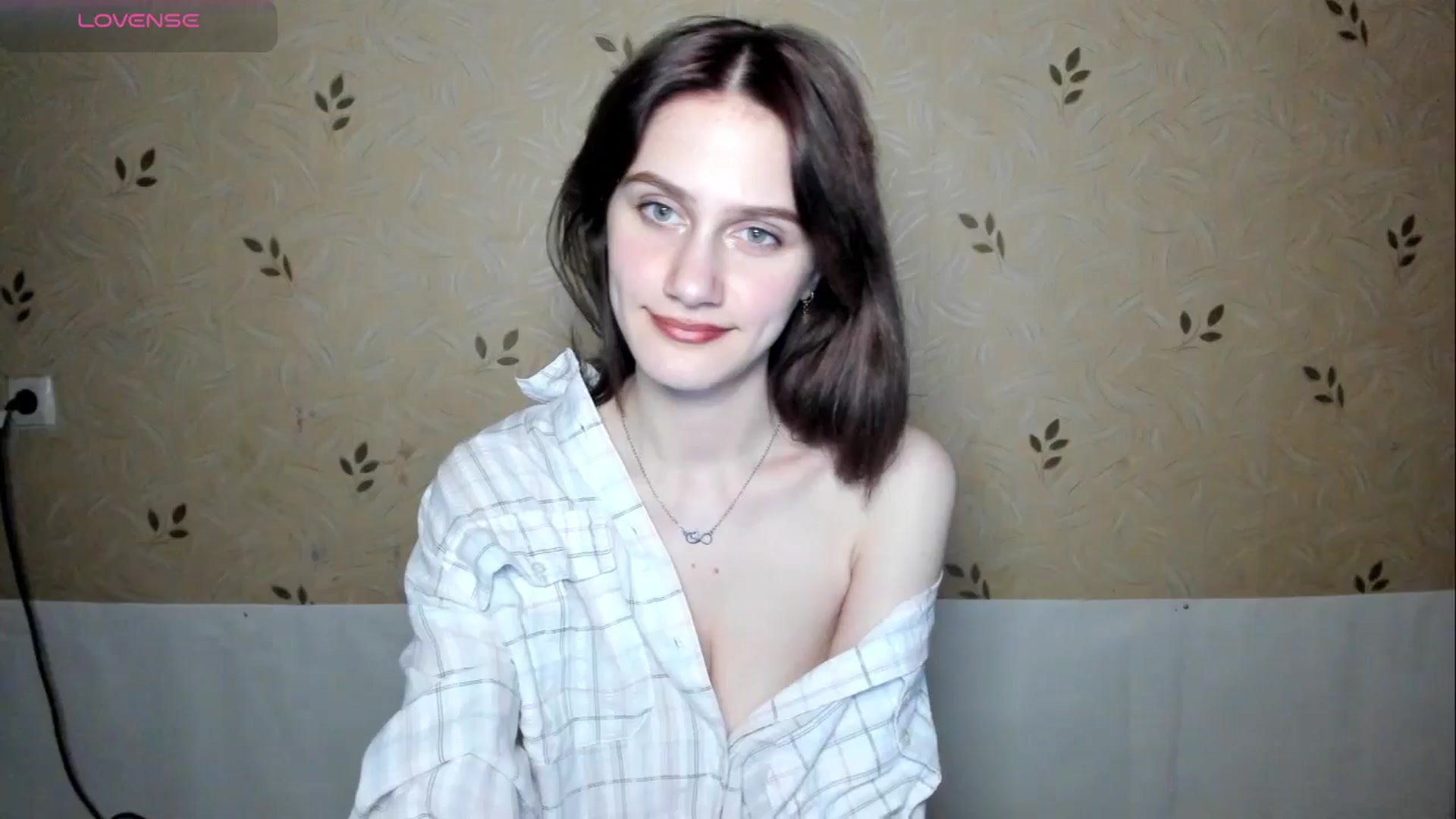 Gallery image thumbnail from NicoleDaviss's myfreecams stream on, 02/26/2026, 02:32 image 14 of 20