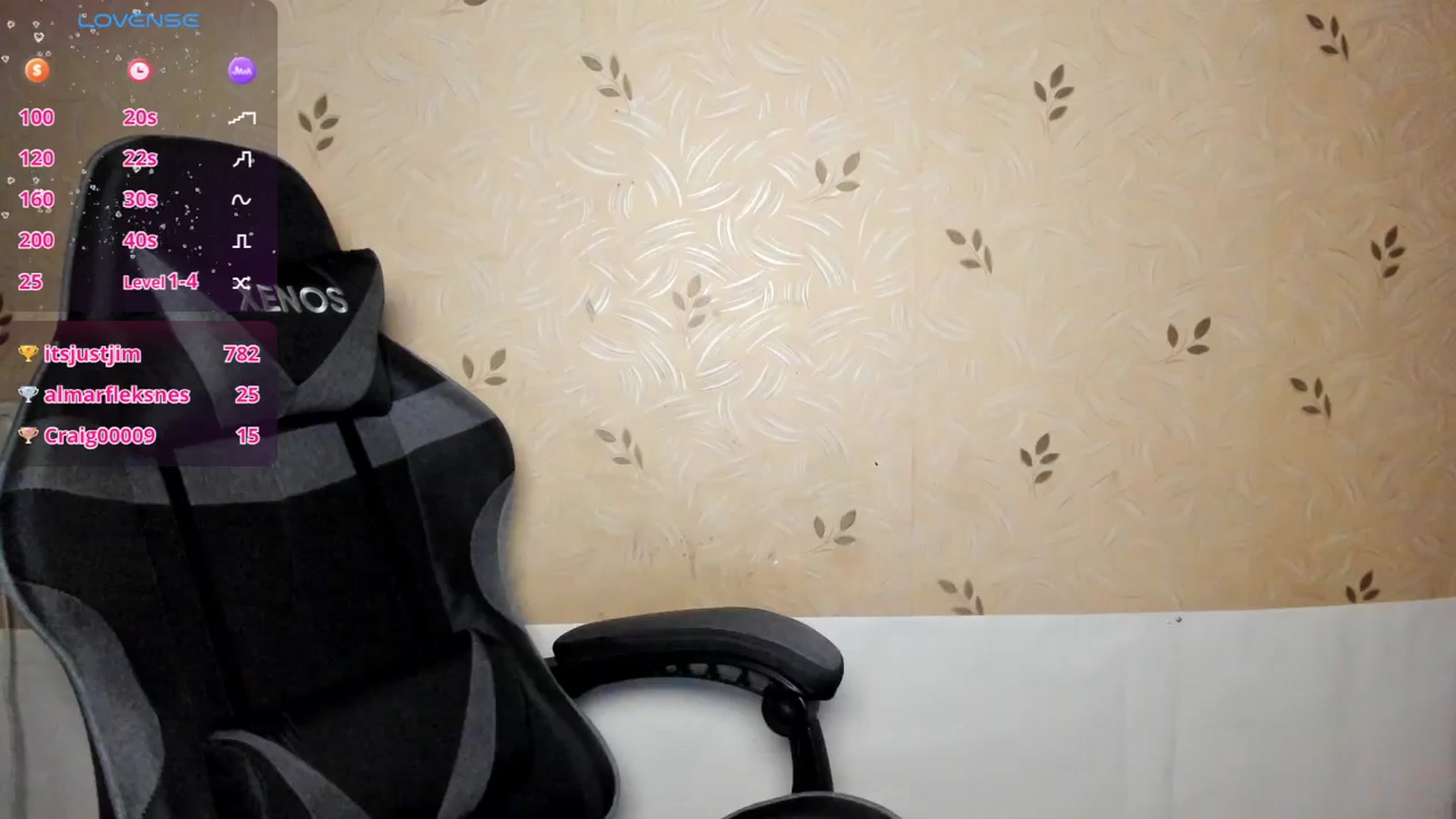 Gallery image thumbnail from NicoleDaviss's myfreecams stream on, 03/23/2026, 03:02 image 4 of 20
