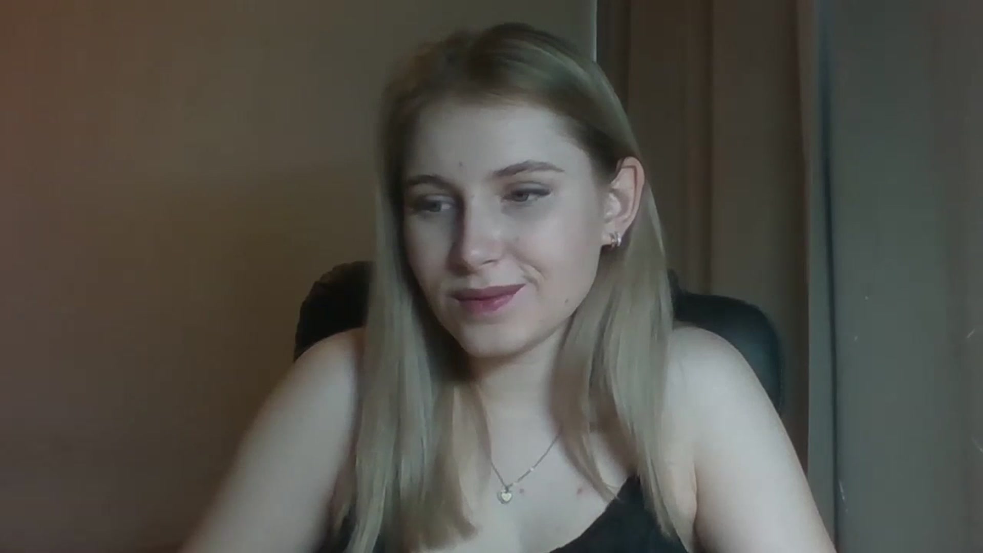 Gallery image thumbnail from NicoleHappy's myfreecams stream on, 11/26/2023, 11:04 image 7 of 20