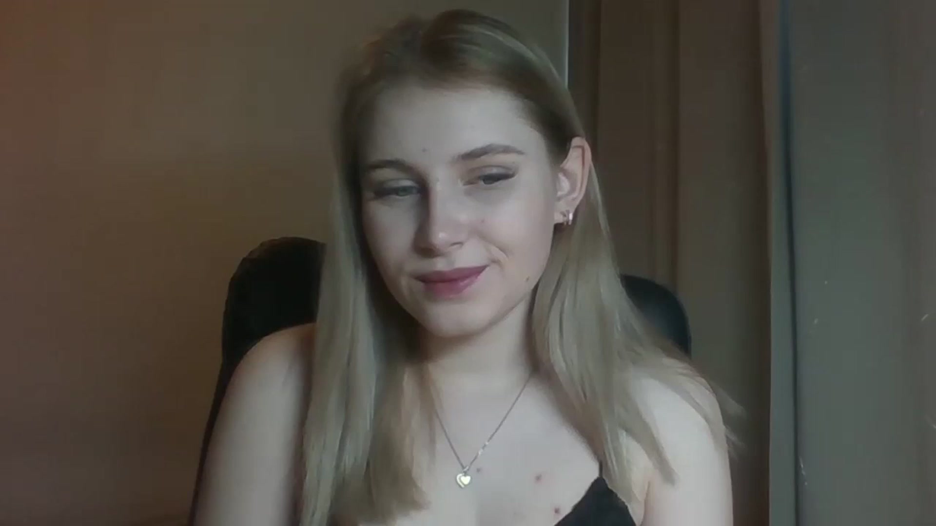 Gallery image thumbnail from NicoleHappy's myfreecams stream on, 11/26/2023, 11:04 image 1 of 20