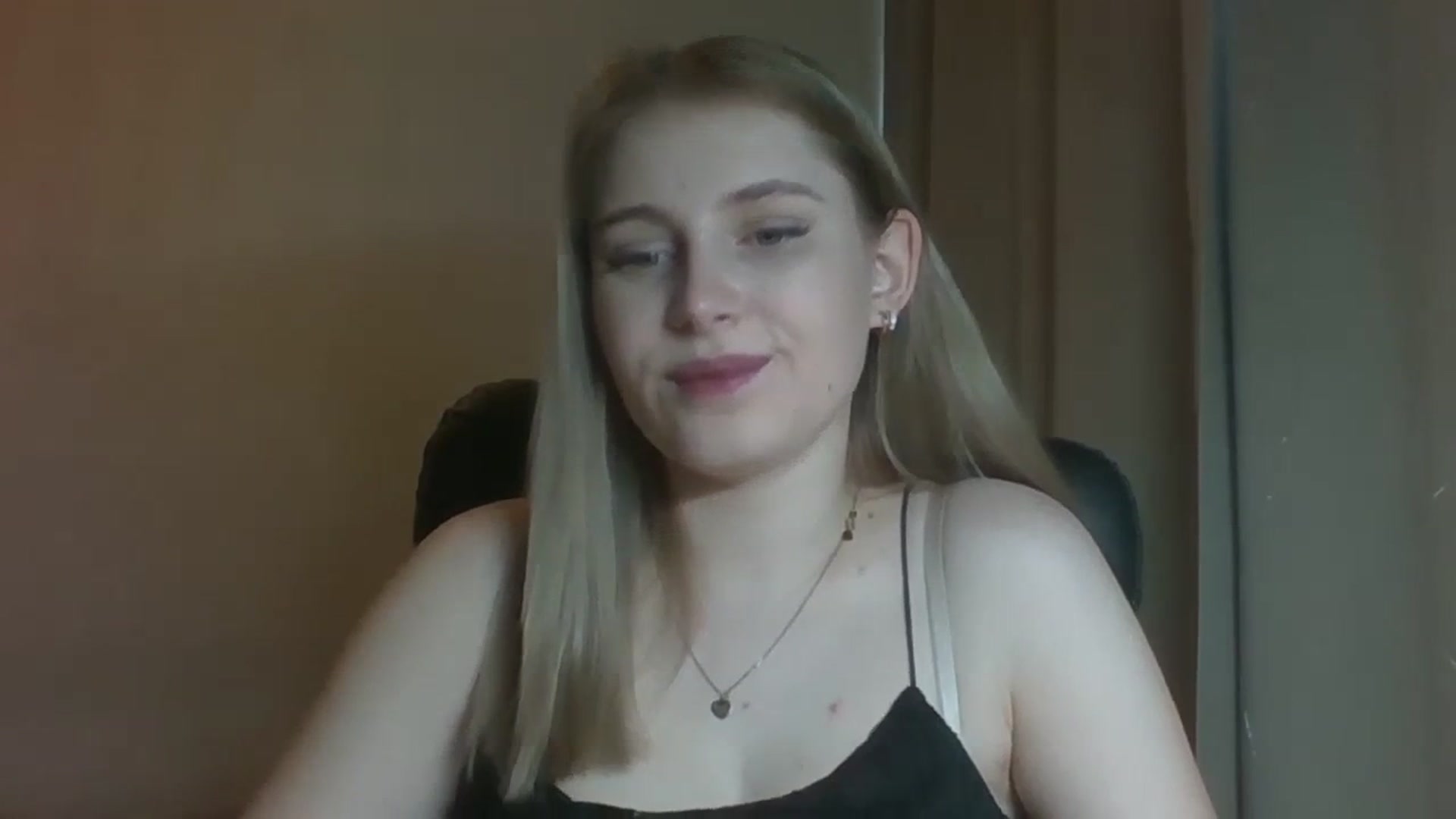 Gallery image thumbnail from NicoleHappy's myfreecams stream on, 11/26/2023, 11:04 image 8 of 20