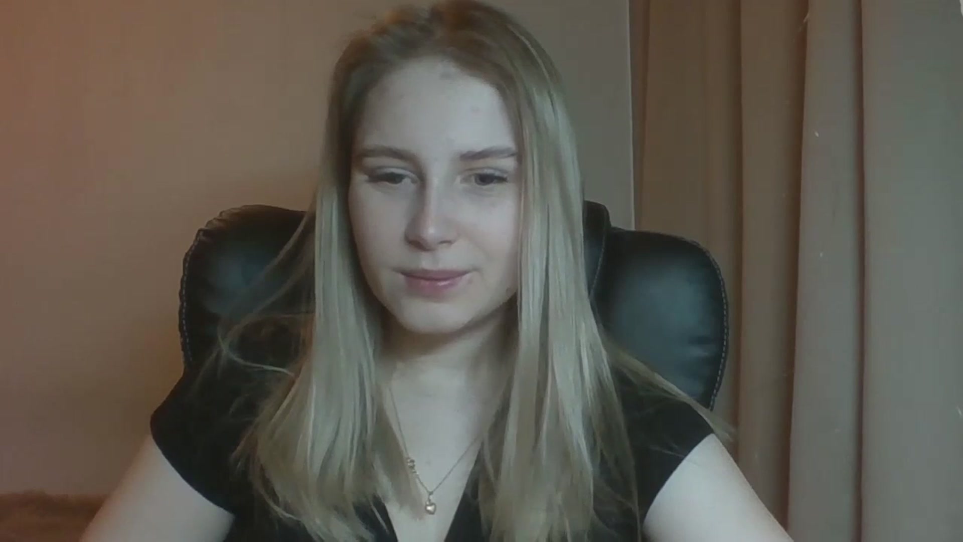 Gallery image thumbnail from NicoleHappy's myfreecams stream on, 01/02/2024, 09:01 image 10 of 20