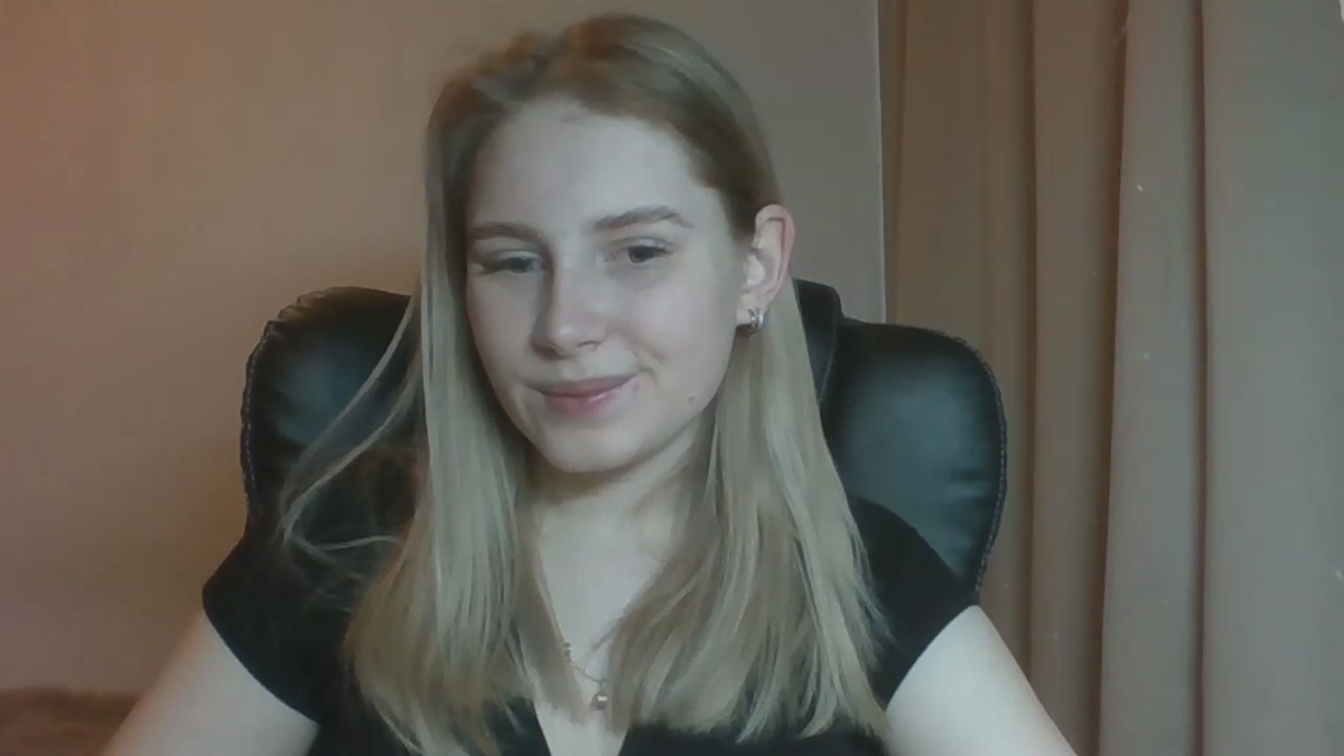 Gallery image thumbnail from NicoleHappy's myfreecams stream on, 01/02/2024, 09:01 image 18 of 20