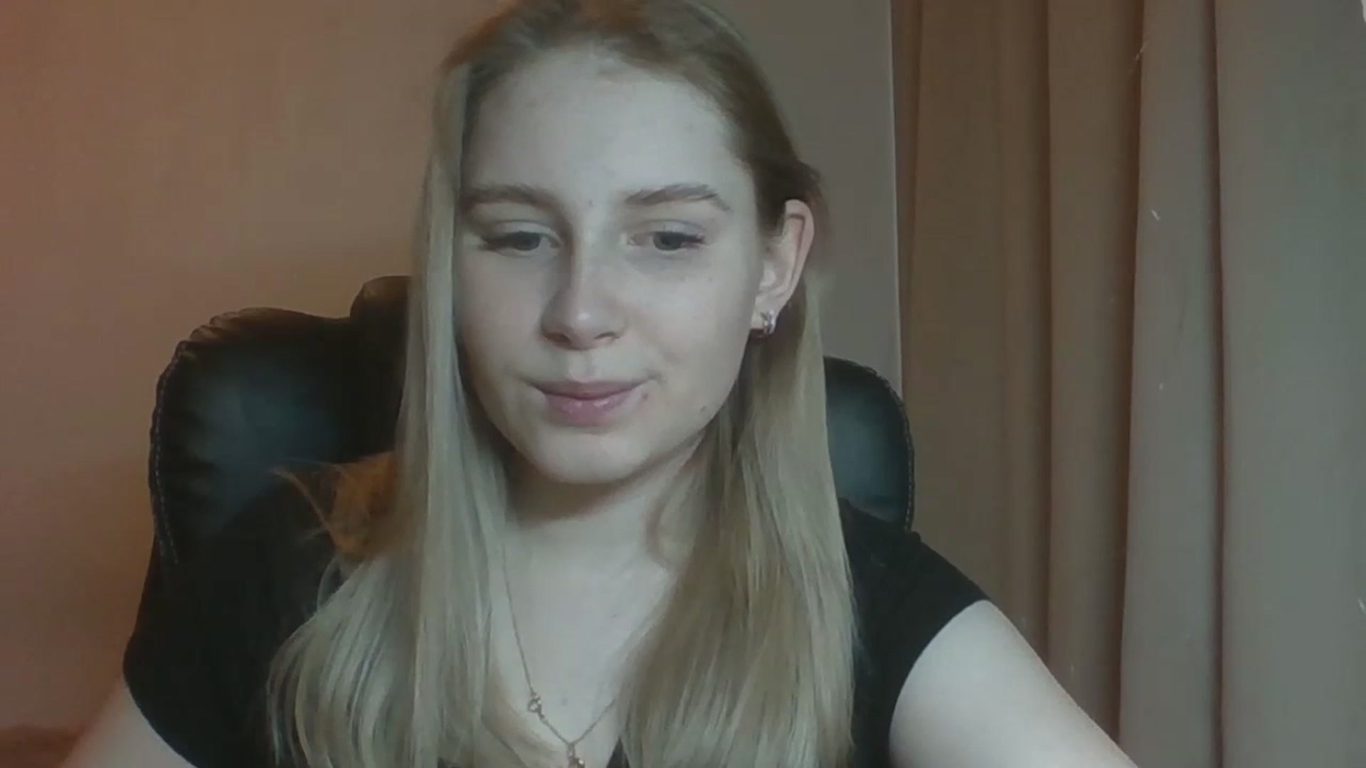 Gallery image thumbnail from NicoleHappy's myfreecams stream on, 01/02/2024, 10:33 image 12 of 20
