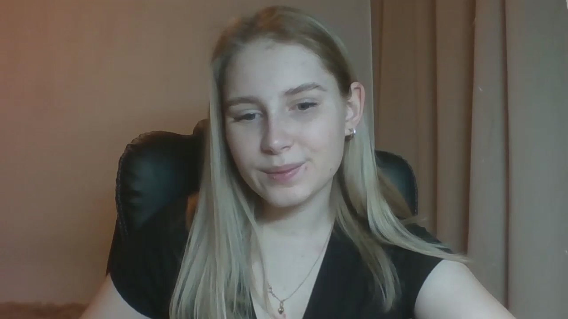Gallery image thumbnail from NicoleHappy's myfreecams stream on, 01/02/2024, 10:33 image 19 of 20