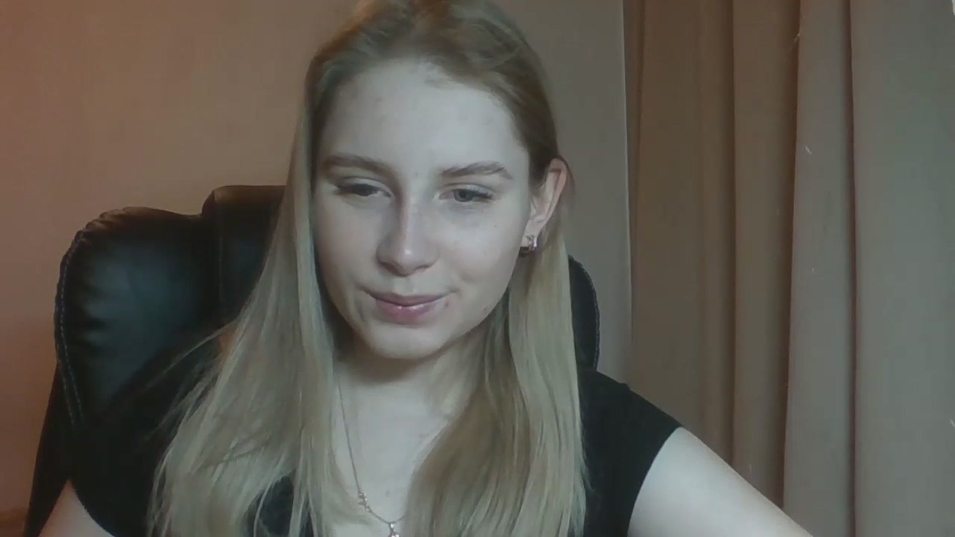 Gallery image thumbnail from NicoleHappy's myfreecams stream on, 01/02/2024, 10:33 image 16 of 20