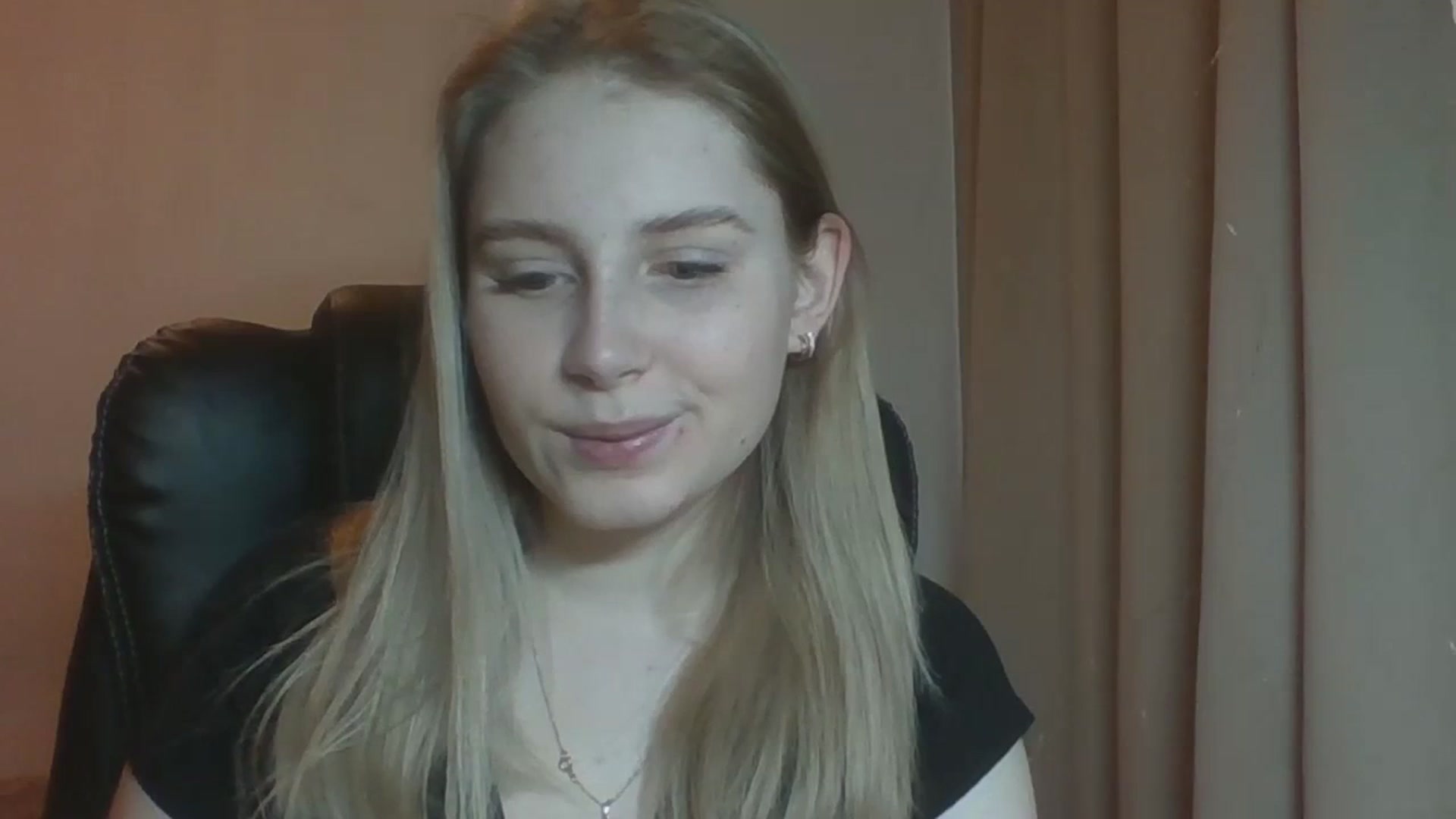 Gallery image thumbnail from NicoleHappy's myfreecams stream on, 01/02/2024, 10:33 image 17 of 20