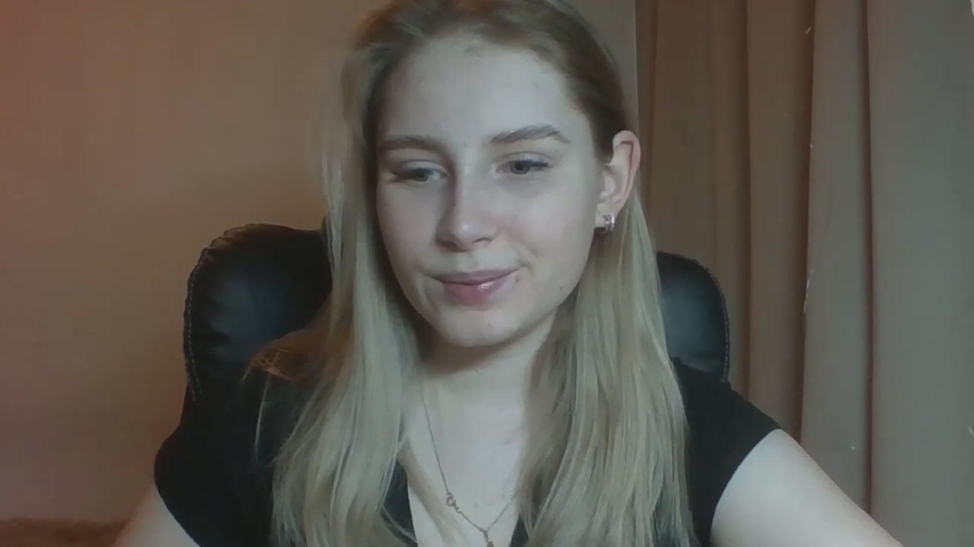 Gallery image thumbnail from NicoleHappy's myfreecams stream on, 01/02/2024, 10:33 image 6 of 20