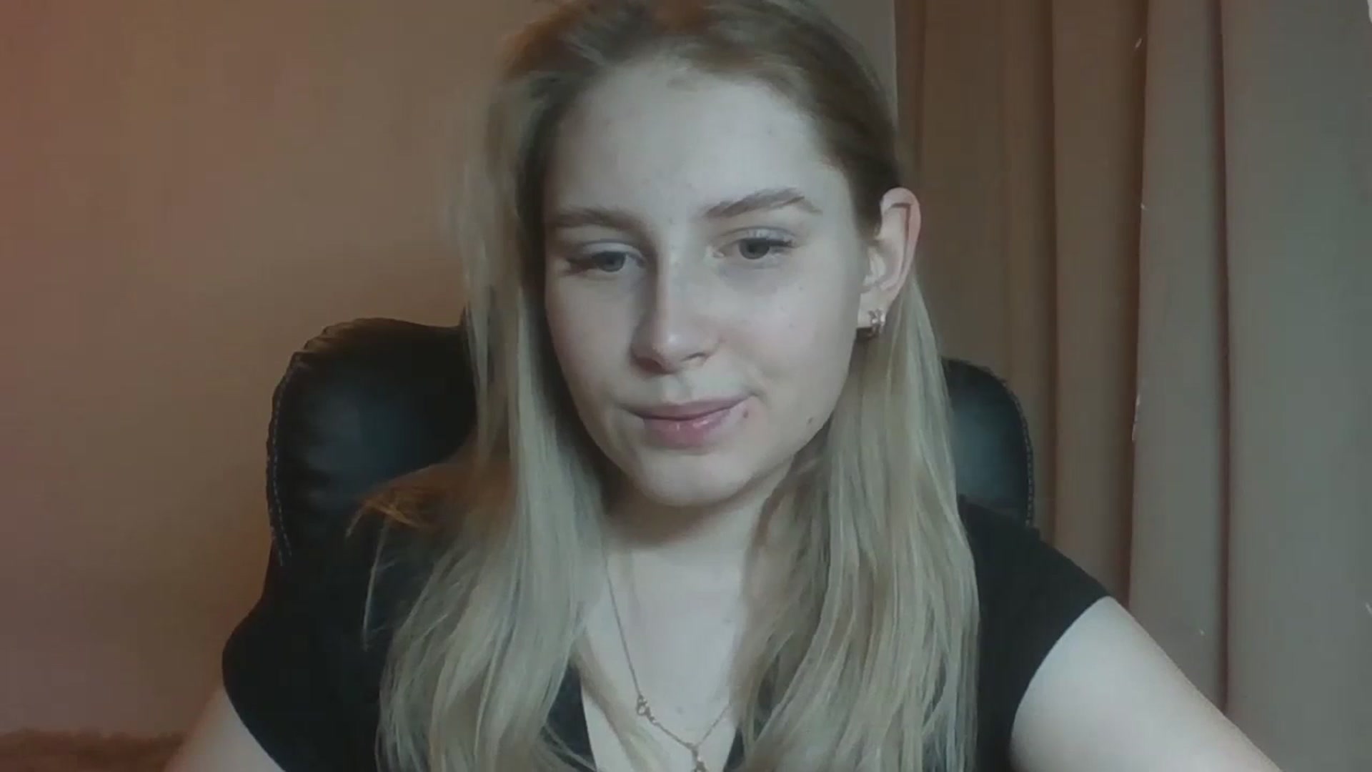 Gallery image thumbnail from NicoleHappy's myfreecams stream on, 01/02/2024, 10:33 image 5 of 20
