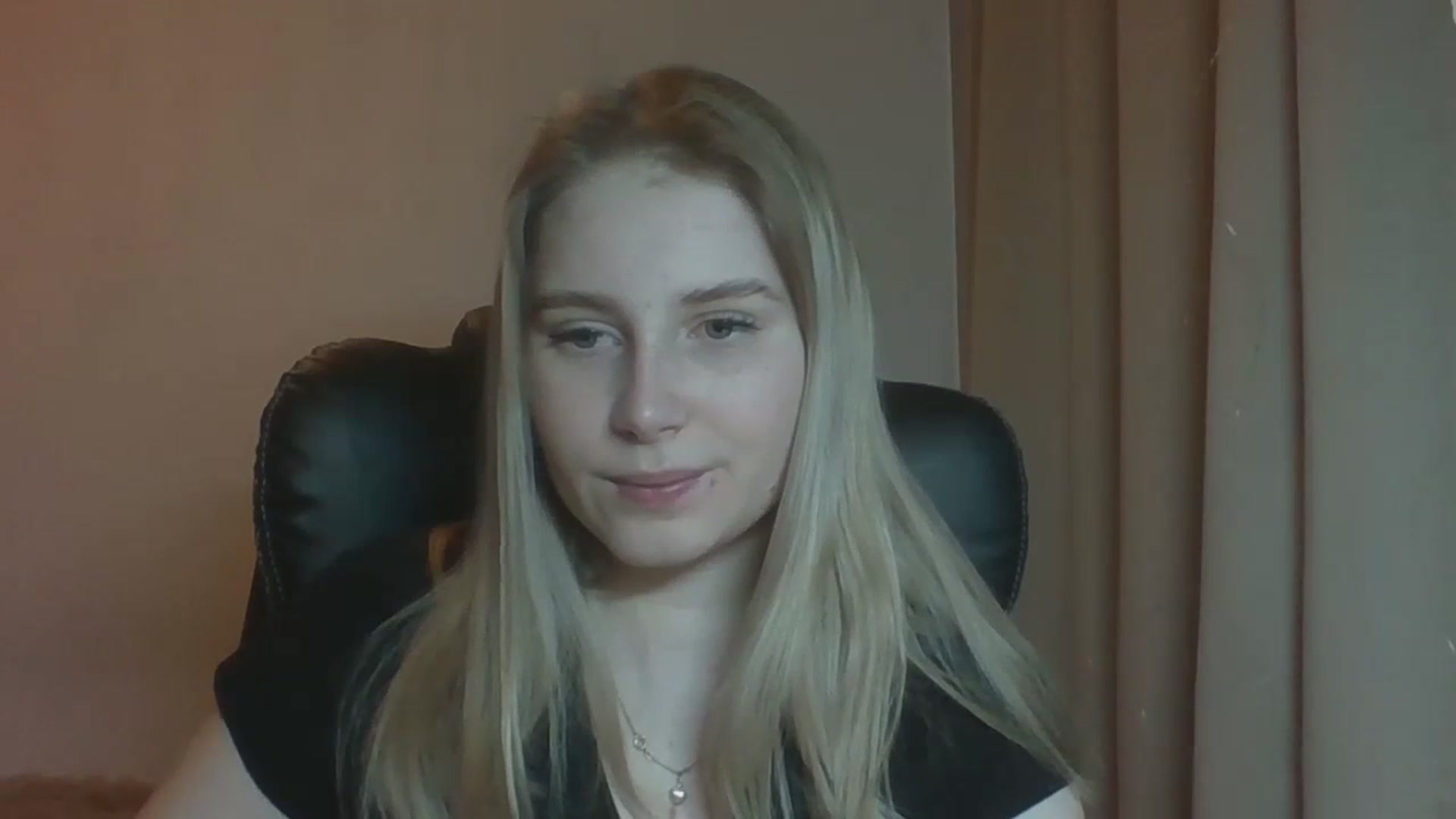 Gallery image thumbnail from NicoleHappy's myfreecams stream on, 01/02/2024, 11:43 image 6 of 20