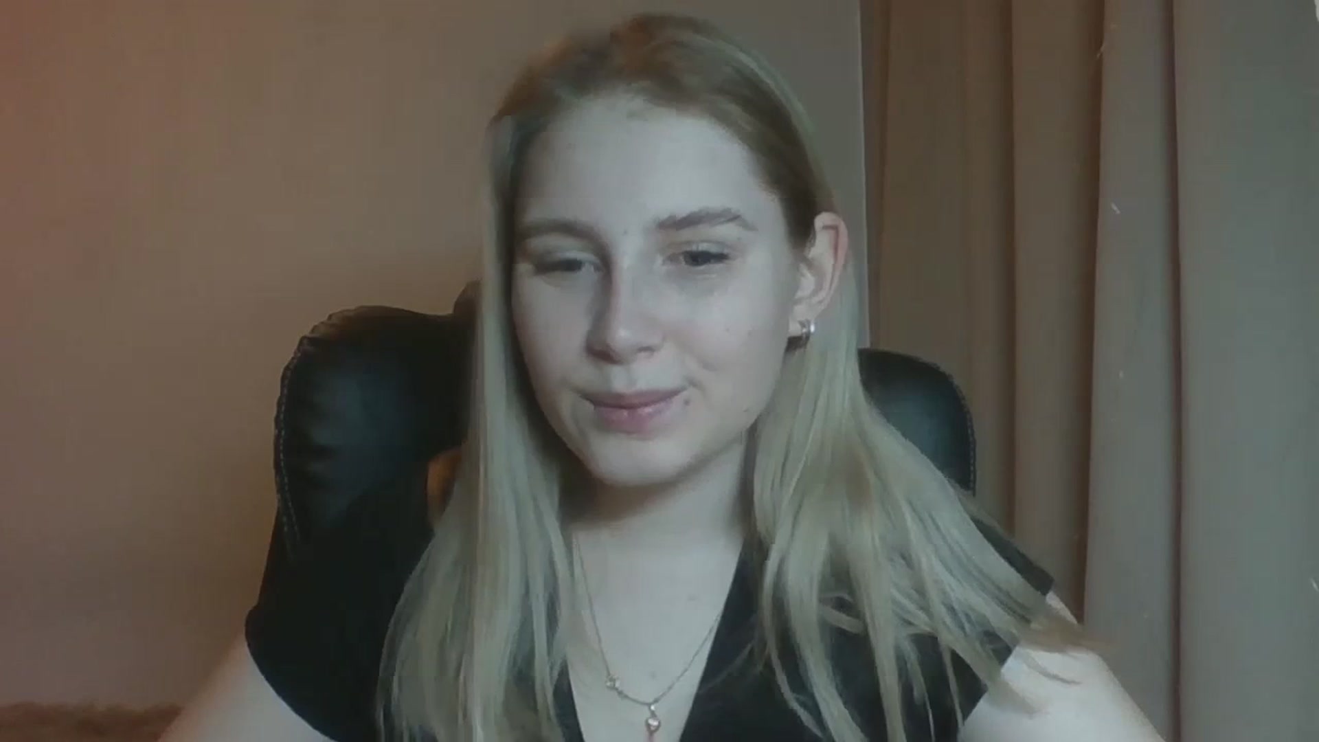 Gallery image thumbnail from NicoleHappy's myfreecams stream on, 01/02/2024, 11:43 image 2 of 20