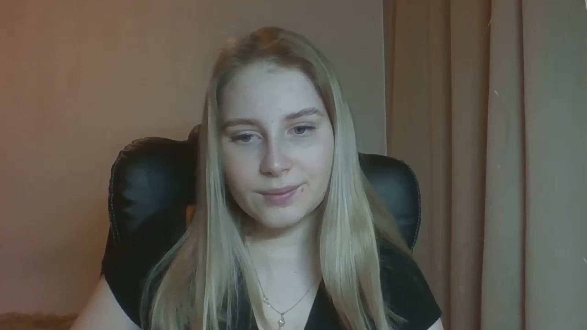 Gallery image thumbnail from NicoleHappy's myfreecams stream on, 01/02/2024, 11:43 image 5 of 20