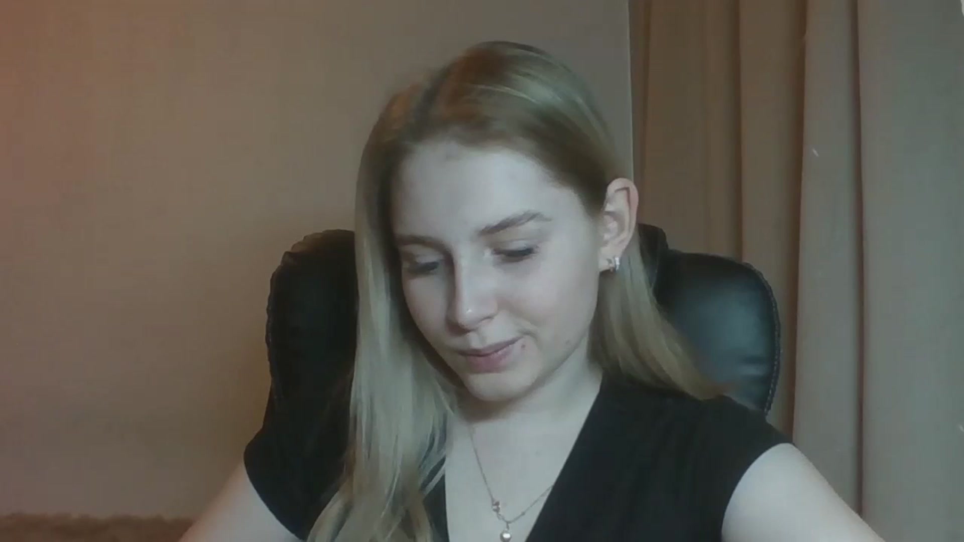 Gallery image thumbnail from NicoleHappy's myfreecams stream on, 01/02/2024, 11:43 image 19 of 20