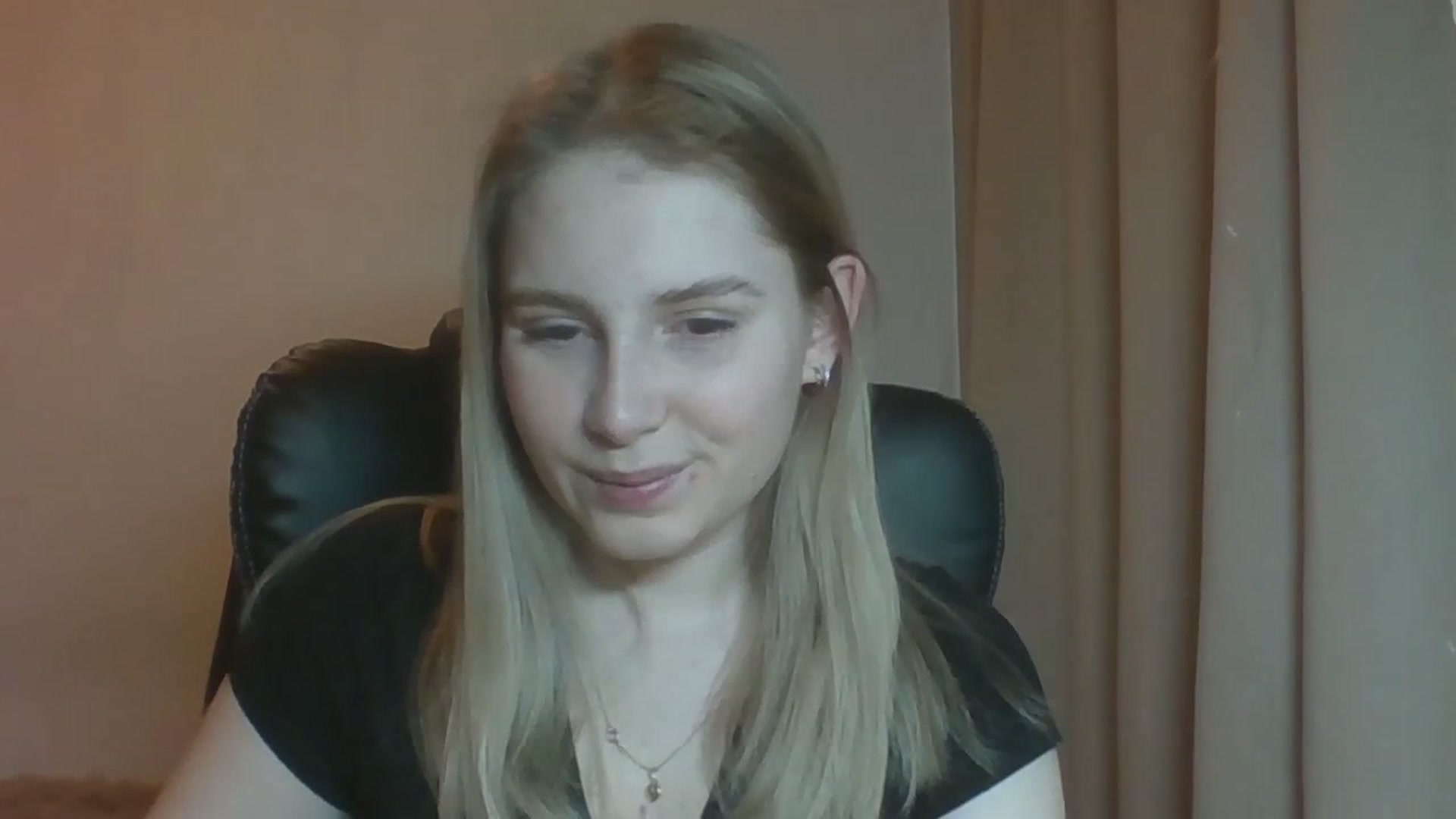 Gallery image thumbnail from NicoleHappy's myfreecams stream on, 01/02/2024, 11:43 image 12 of 20