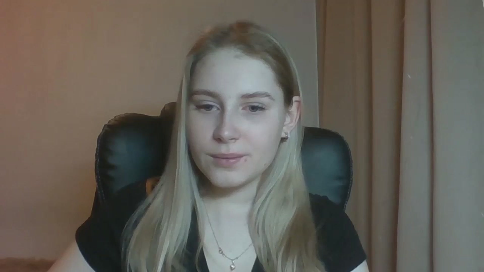 Gallery image thumbnail from NicoleHappy's myfreecams stream on, 01/02/2024, 11:43 image 4 of 20