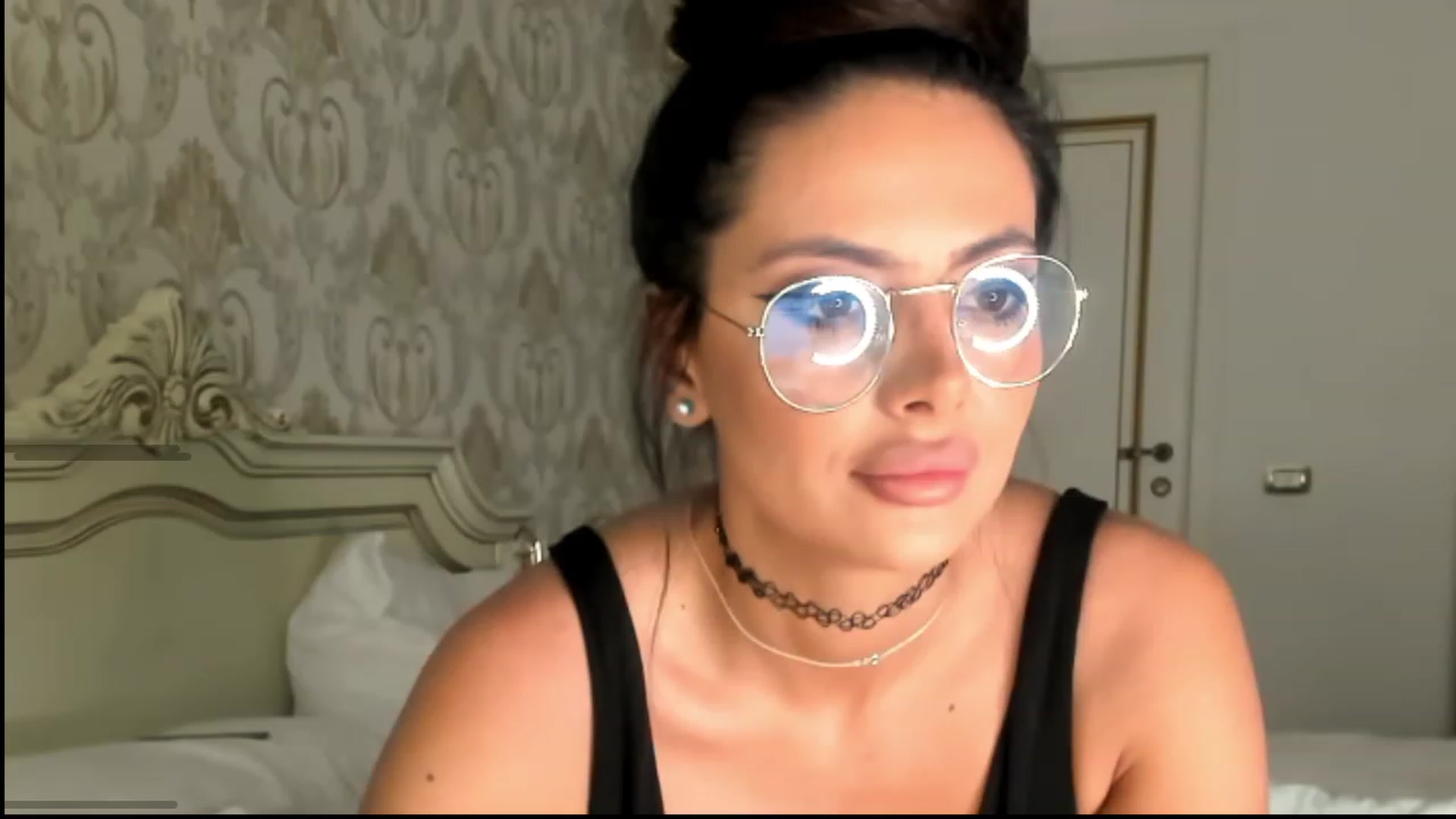 Gallery image thumbnail from NicoleHottiy's myfreecams stream on, 03/02/2023, 24:15 image 20 of 20