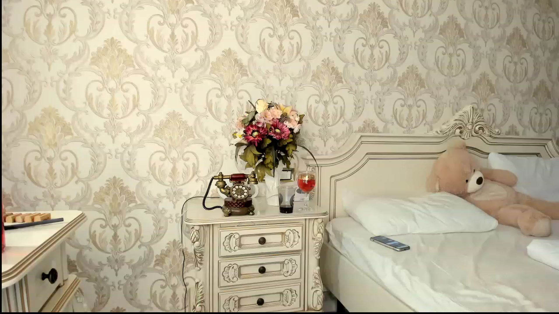 Gallery image thumbnail from NicoleHottiy's myfreecams stream on, 04/26/2023, 23:49 image 9 of 20