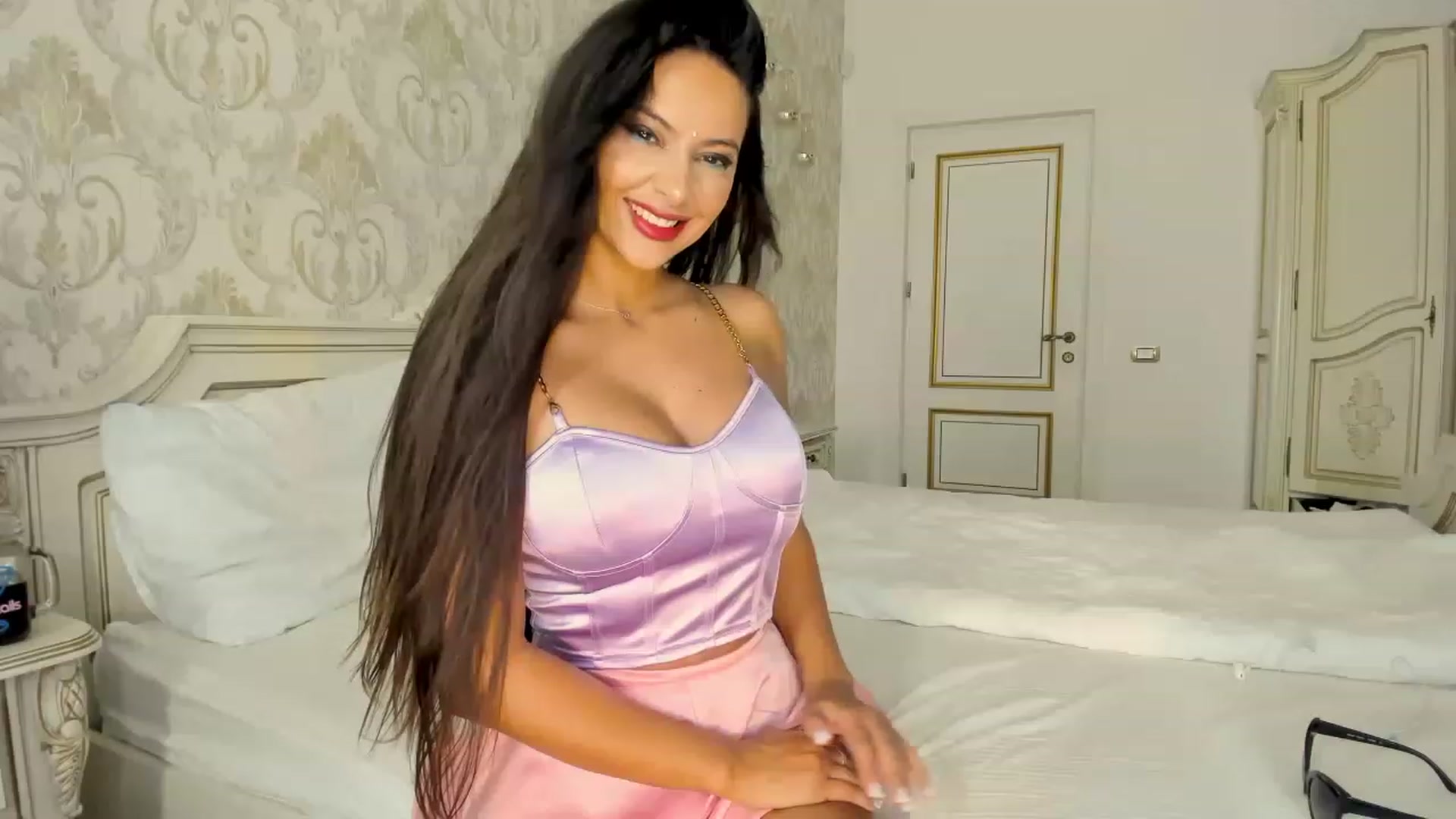 Gallery image thumbnail from NicoleHottiy's myfreecams stream on, 07/01/2023, 22:10 image 18 of 20