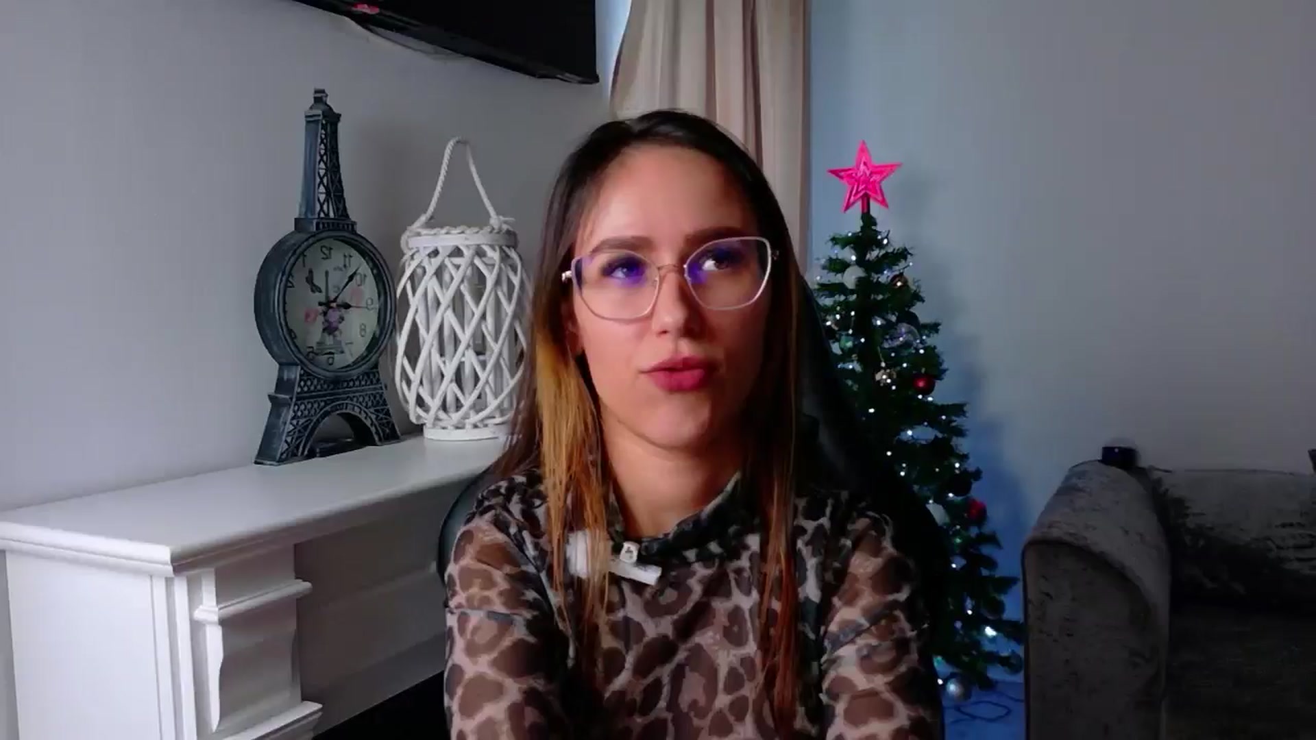 Gallery image thumbnail from NicoleIris's myfreecams stream on, 01/07/2026, 13:53 image 13 of 20
