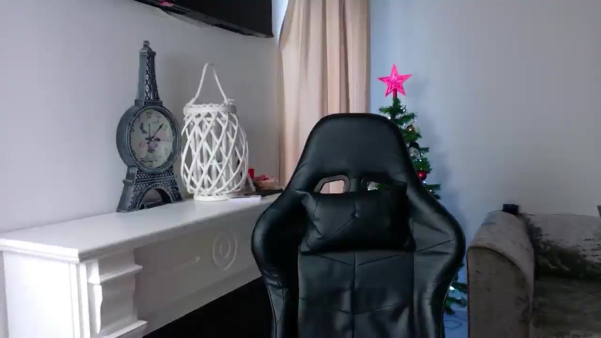 Gallery image thumbnail from NicoleIris's myfreecams stream on, 01/07/2026, 13:53 image 12 of 20
