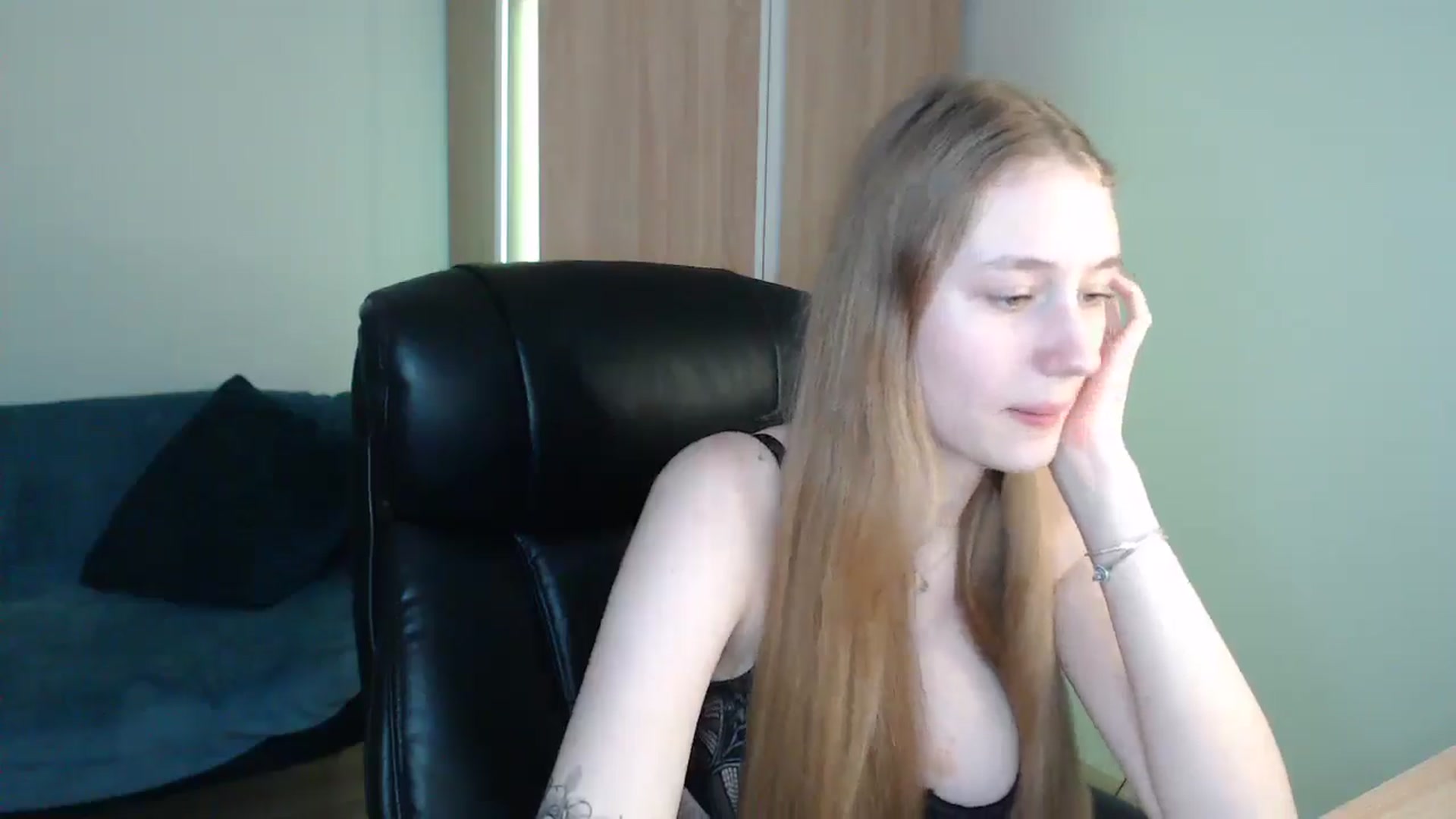 Gallery image thumbnail from NicolePax's myfreecams stream on, 01/29/2025, 10:41 image 9 of 20
