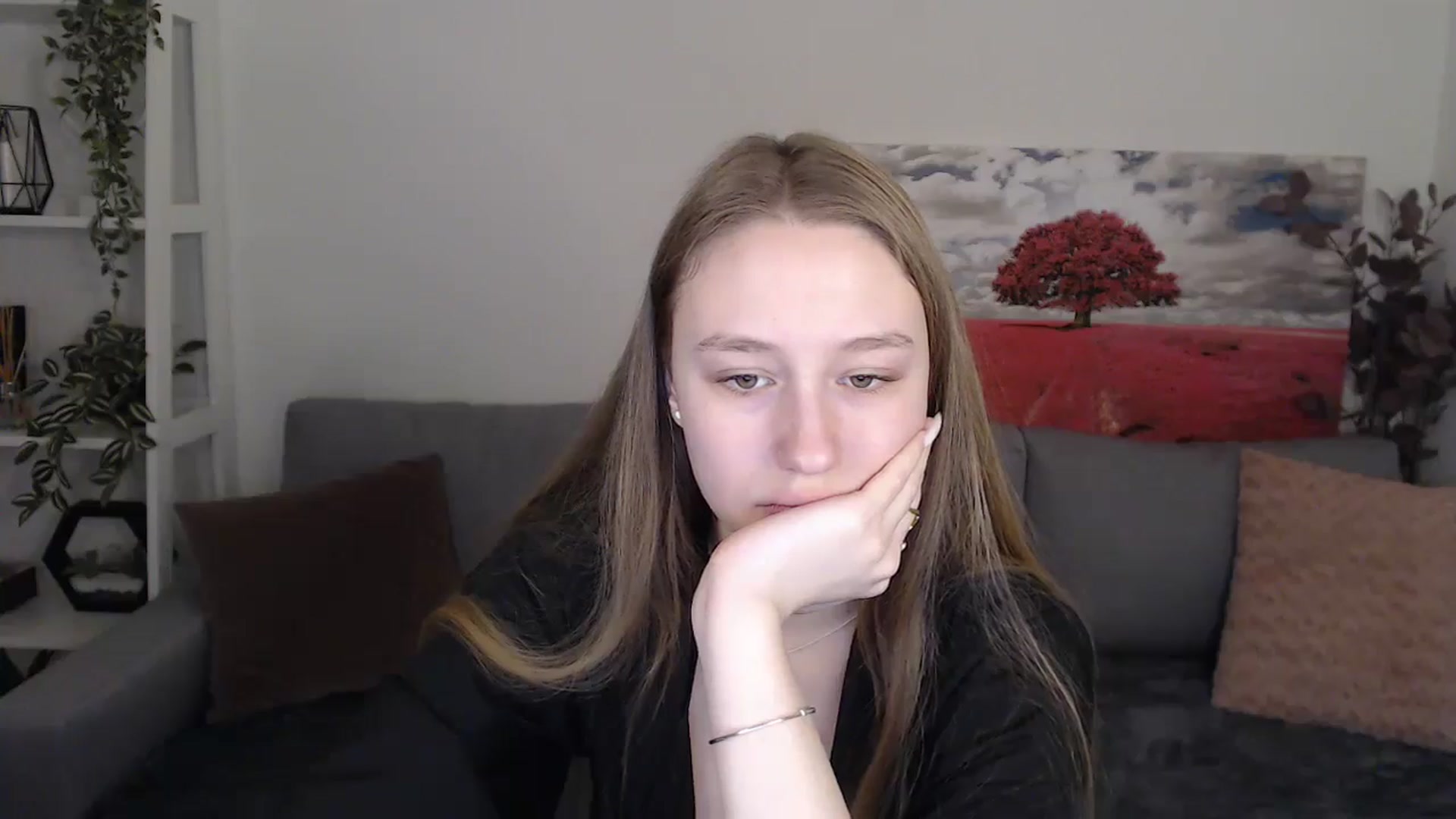 Gallery image thumbnail from NicolePax's myfreecams stream on, 03/02/2025, 09:51 image 8 of 20