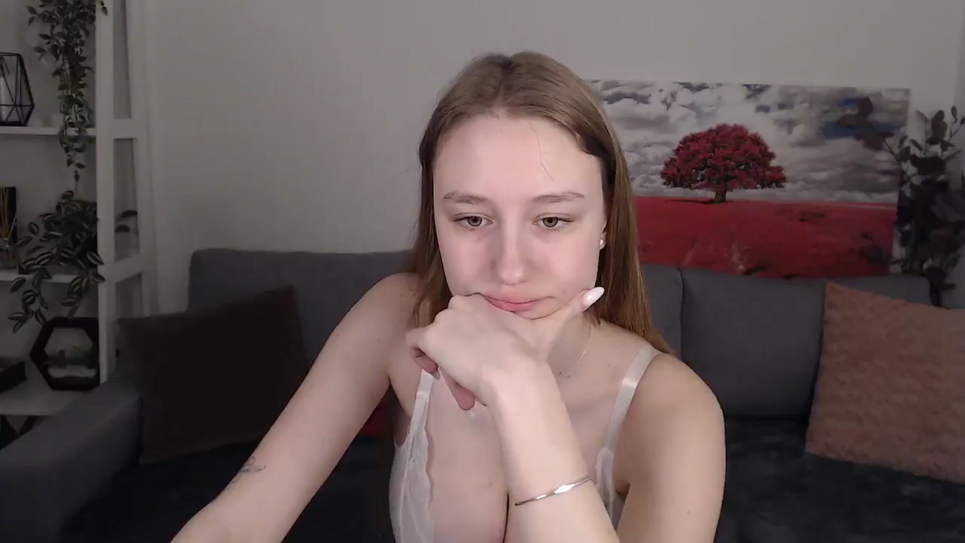 Gallery image thumbnail from NicolePax's myfreecams stream on, 03/02/2025, 10:38 image 9 of 20