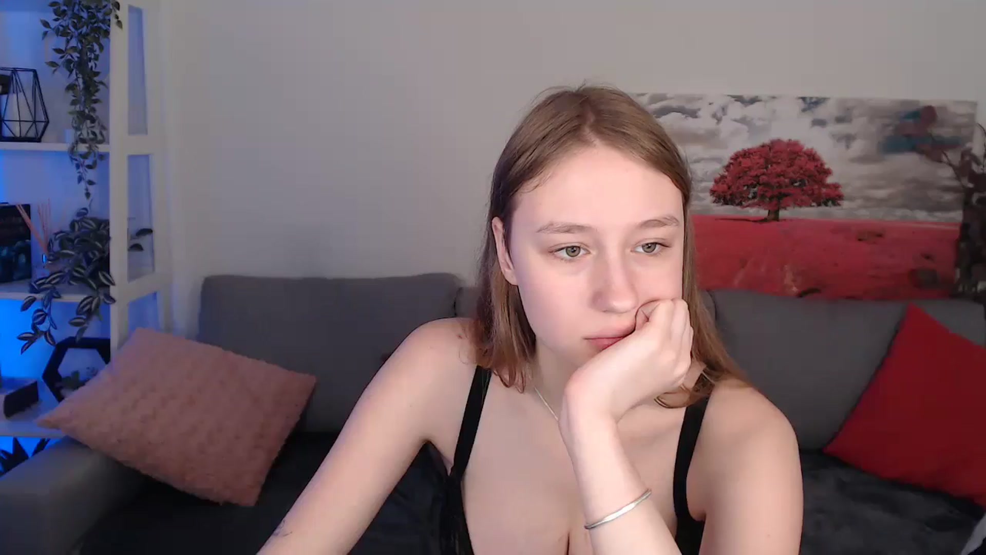 Gallery image thumbnail from NicolePax's myfreecams stream on, 03/16/2025, 11:58 image 19 of 20