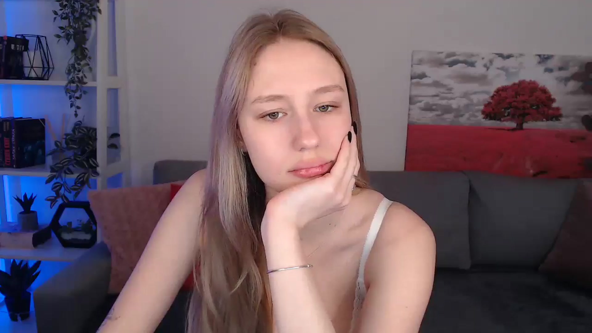 Gallery image thumbnail from NicolePax's myfreecams stream on, 04/30/2025, 08:31 image 8 of 20