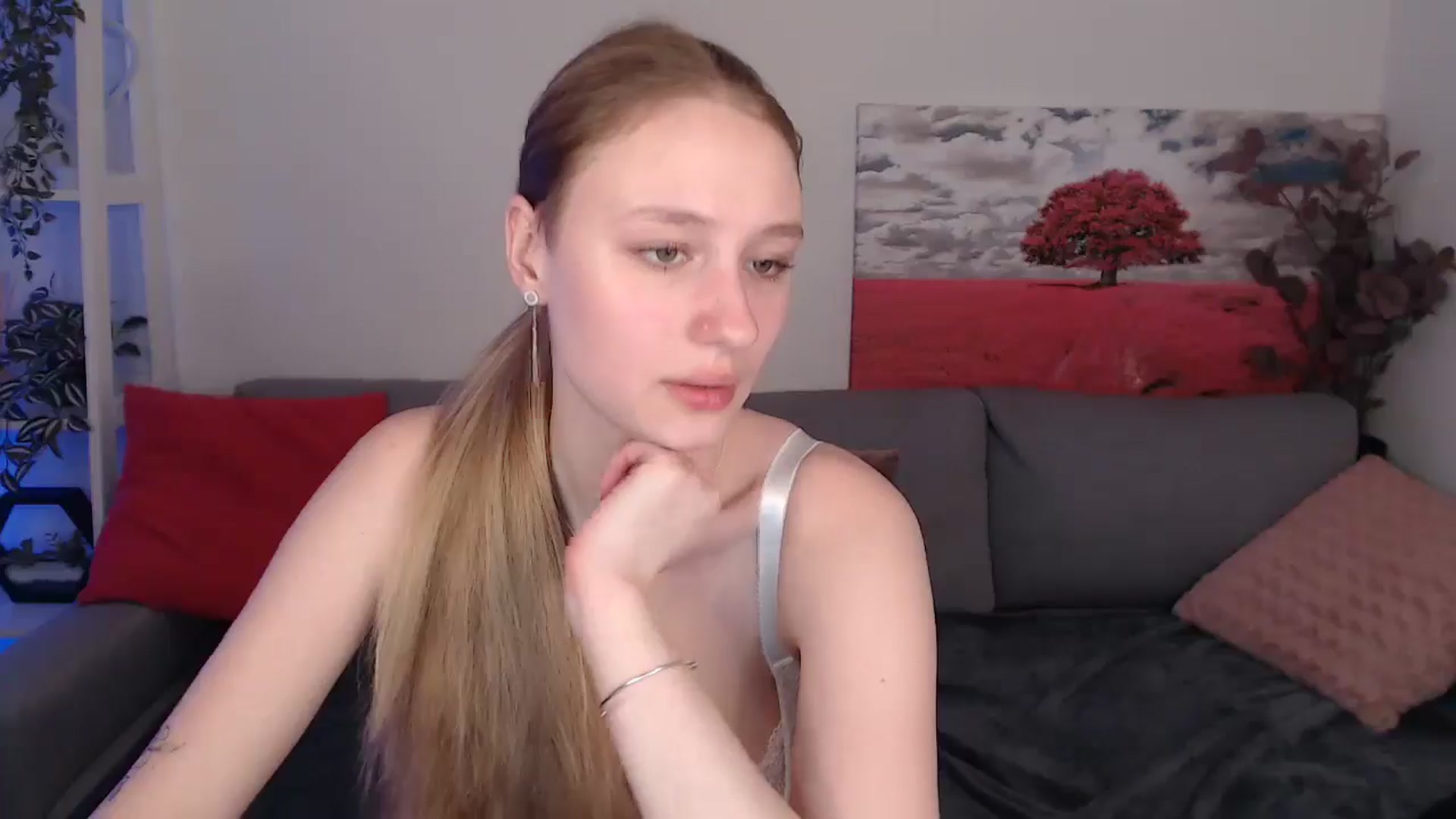 Gallery image thumbnail from NicolePax's myfreecams stream on, 05/28/2025, 10:44 image 18 of 20