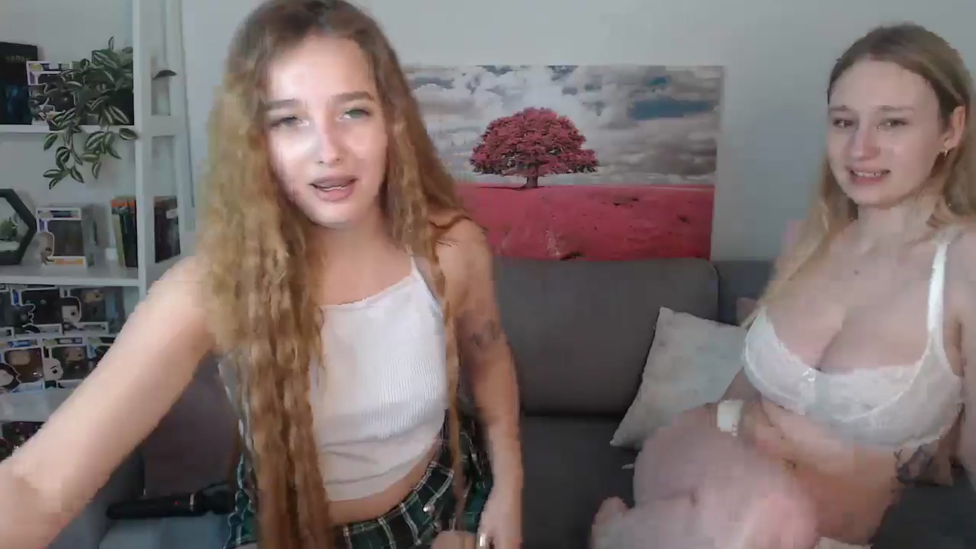 Gallery image thumbnail from NicolePax's myfreecams stream on, 06/20/2025, 10:08 image 19 of 20