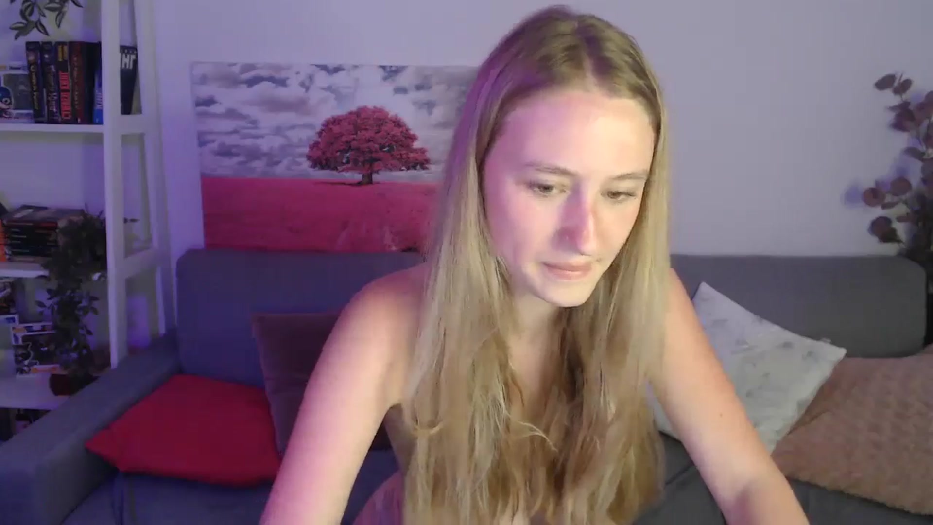 Gallery image thumbnail from NicolePax's myfreecams stream on, 08/03/2025, 13:54 image 12 of 20