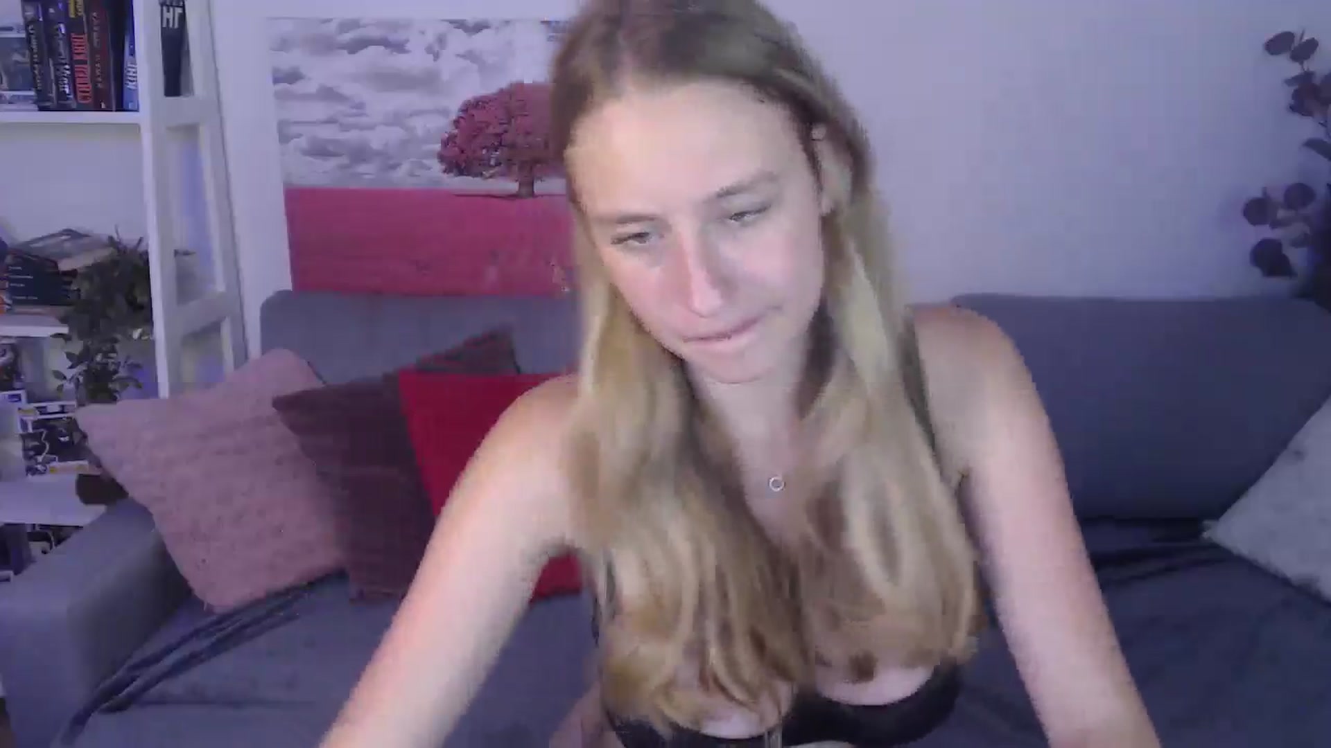 Gallery image thumbnail from NicolePax's myfreecams stream on, 08/08/2025, 13:53 image 14 of 20