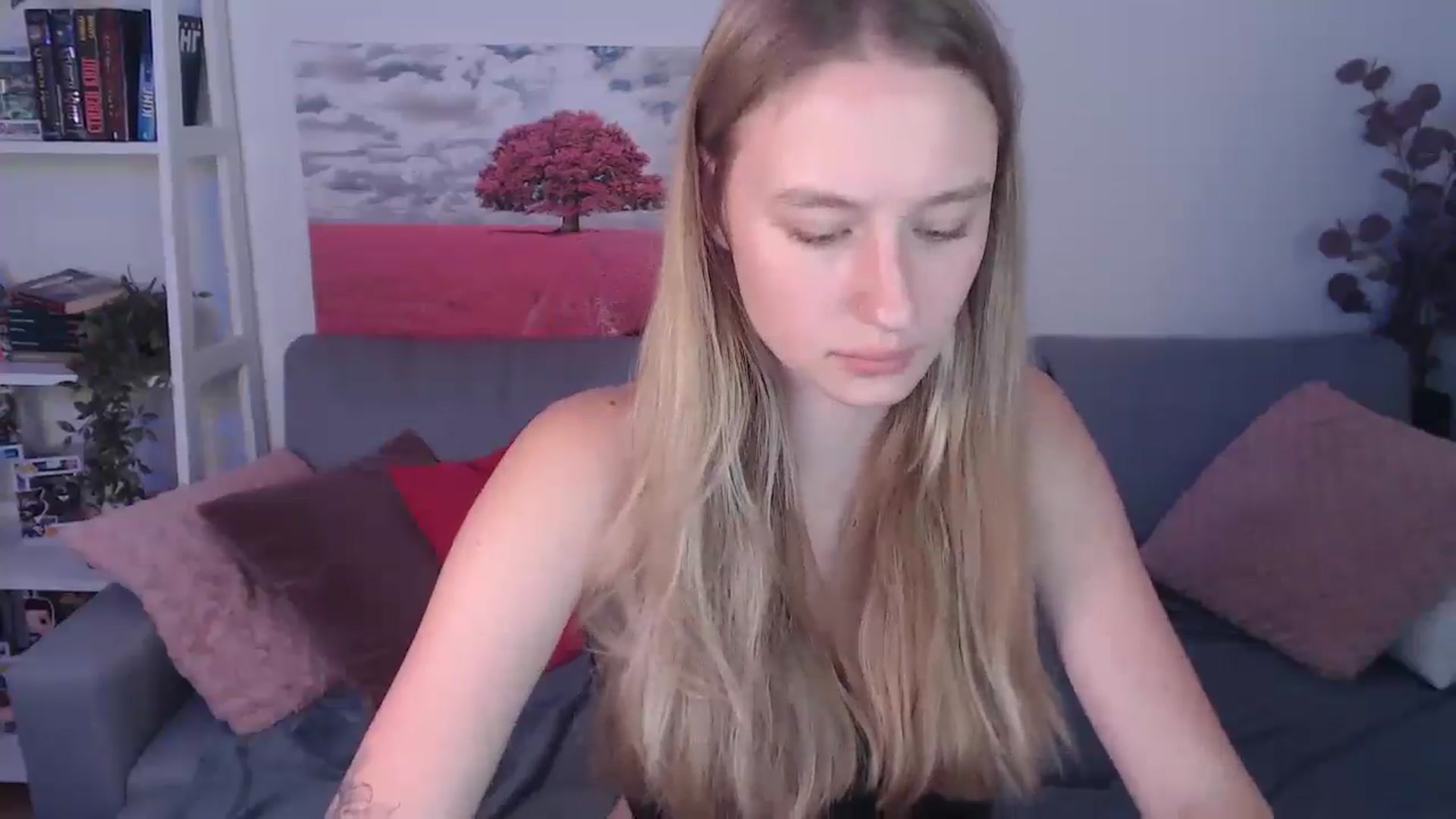 Gallery image thumbnail from NicolePax's myfreecams stream on, 08/10/2025, 11:49 image 3 of 20