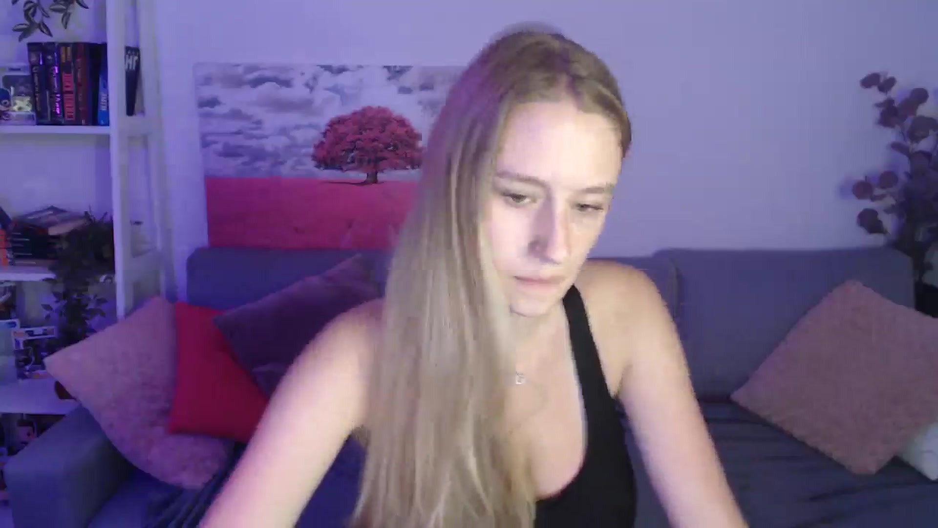 Gallery image thumbnail from NicolePax's myfreecams stream on, 08/10/2025, 12:45 image 18 of 20