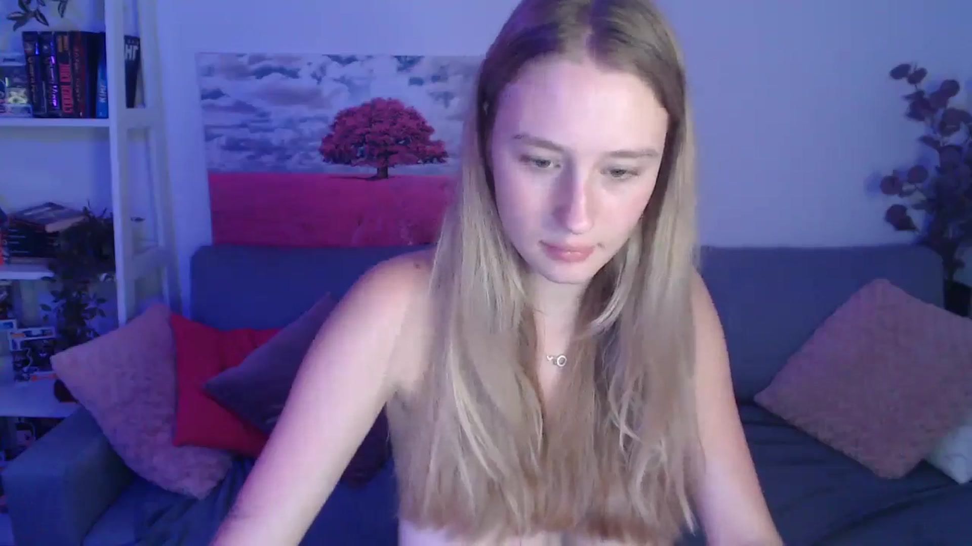 Gallery image thumbnail from NicolePax's myfreecams stream on, 08/10/2025, 13:51 image 18 of 20