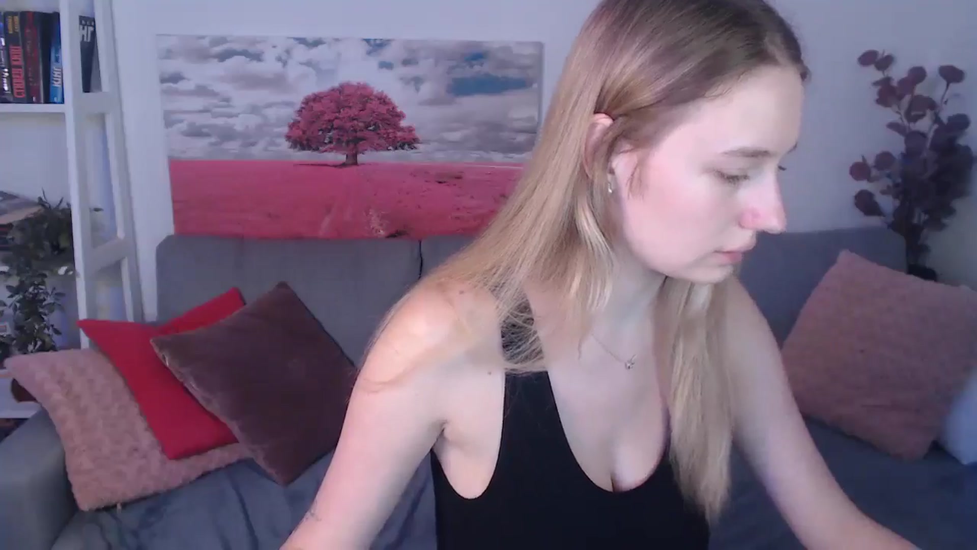 Gallery image thumbnail from NicolePax's myfreecams stream on, 09/01/2025, 11:23 image 7 of 20