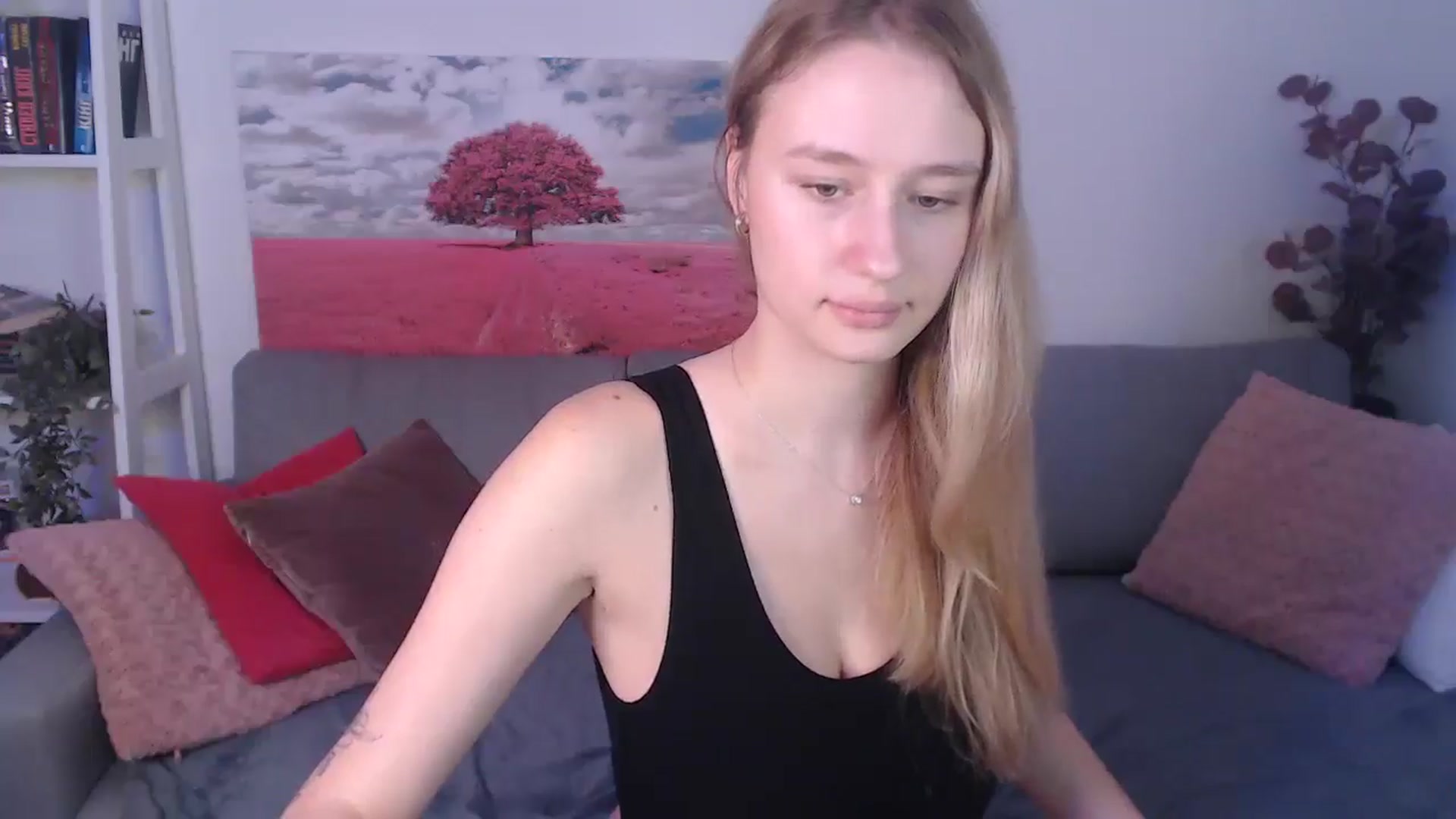 Gallery image thumbnail from NicolePax's myfreecams stream on, 09/01/2025, 11:23 image 16 of 20