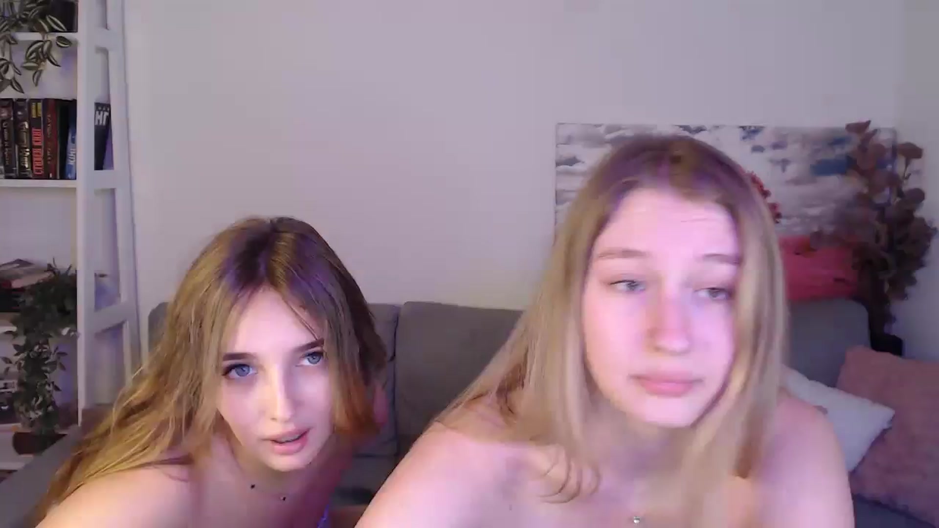 Gallery image thumbnail from NicolePax's myfreecams stream on, 09/08/2025, 13:49 image 1 of 20