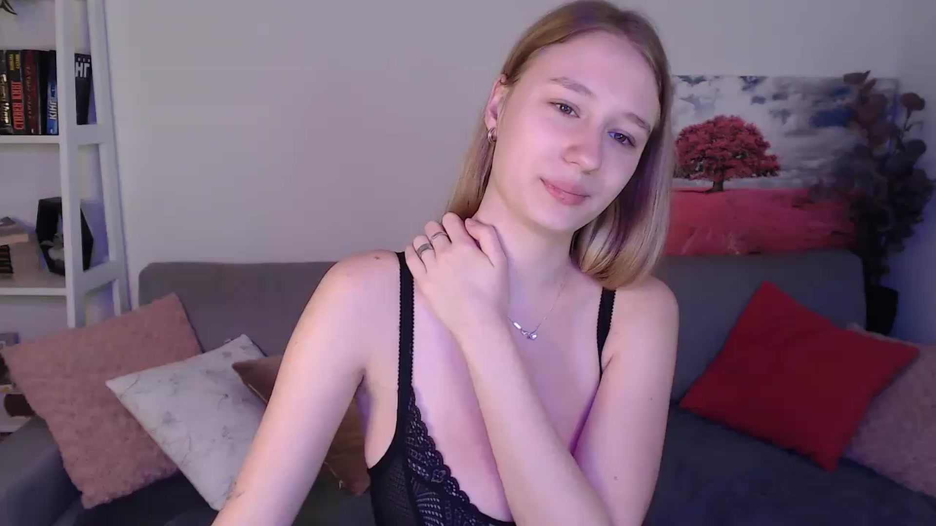 Gallery image thumbnail from NicolePax's myfreecams stream on, 09/16/2025, 11:43 image 9 of 20