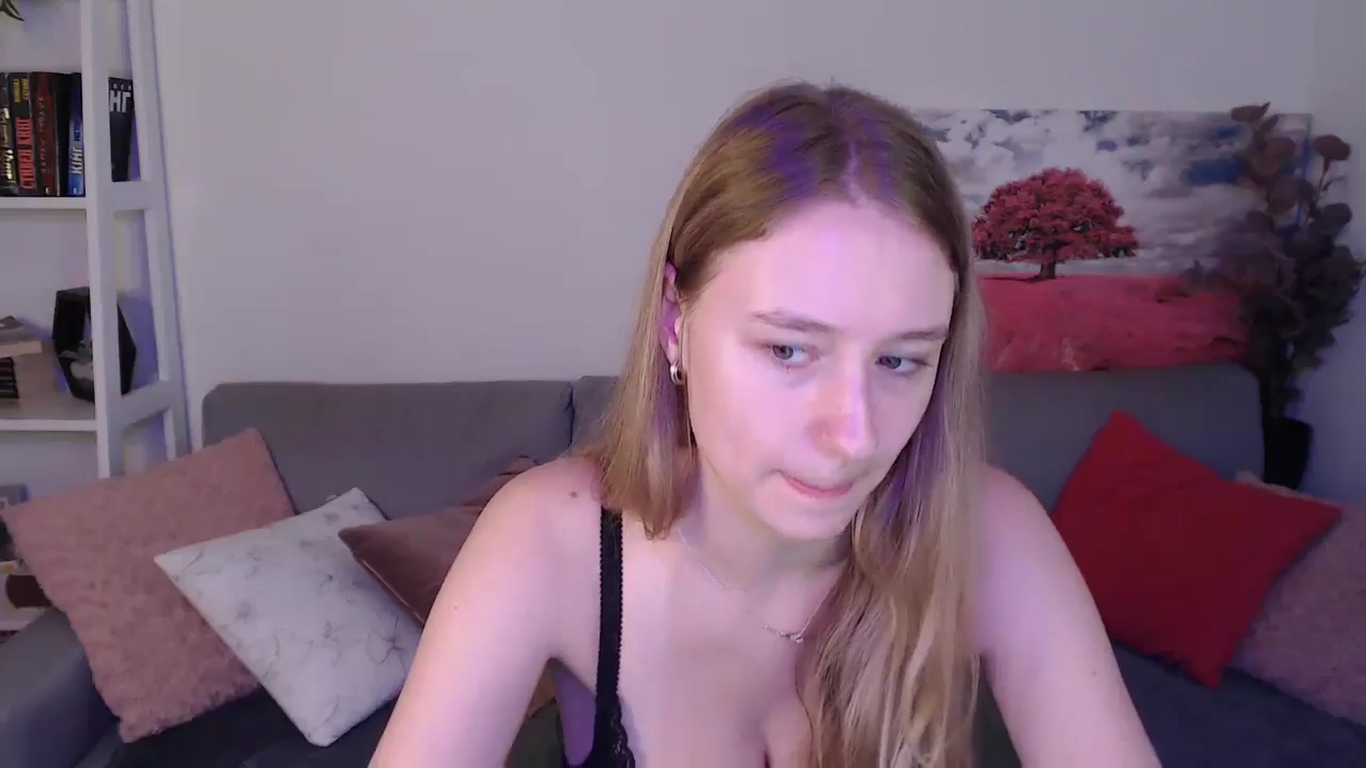 Gallery image thumbnail from NicolePax's myfreecams stream on, 09/16/2025, 11:43 image 18 of 20
