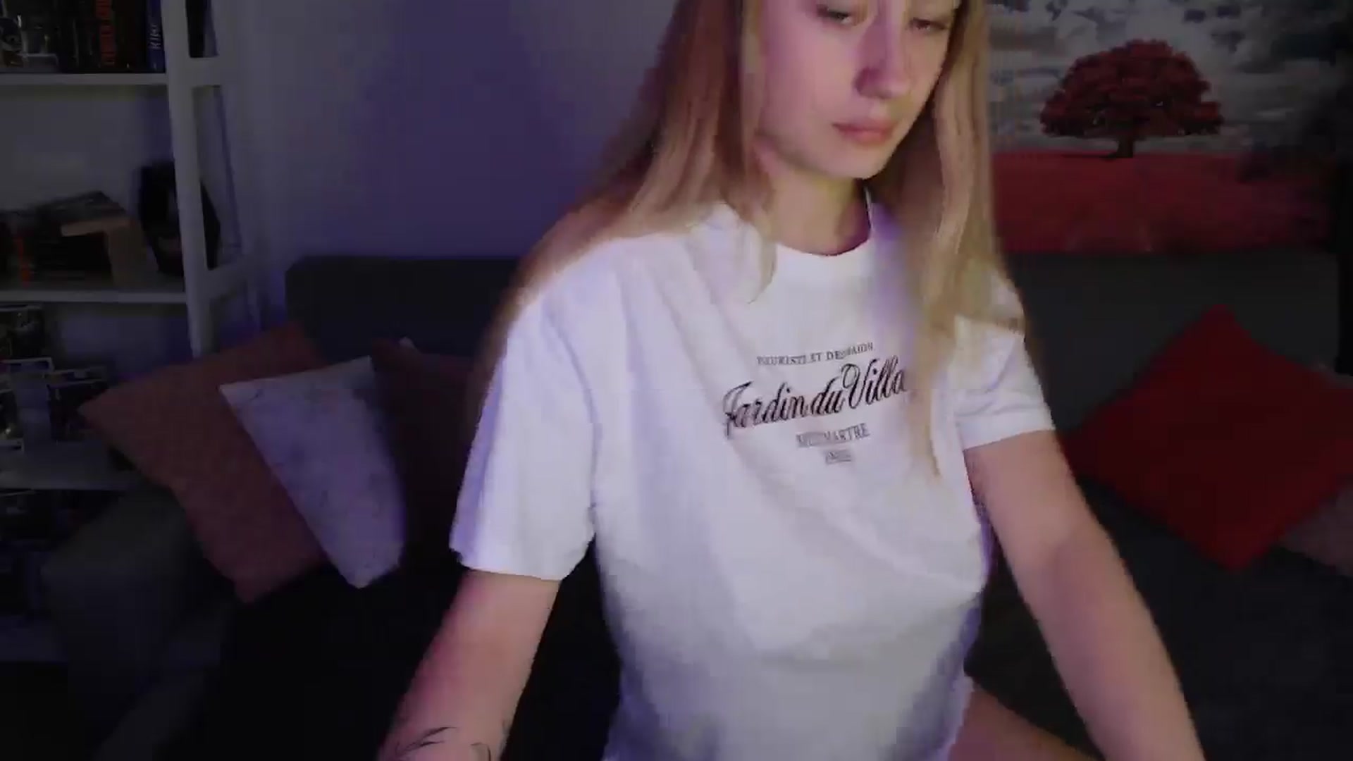 Gallery image thumbnail from NicolePax's myfreecams stream on, 09/17/2025, 11:57 image 10 of 20