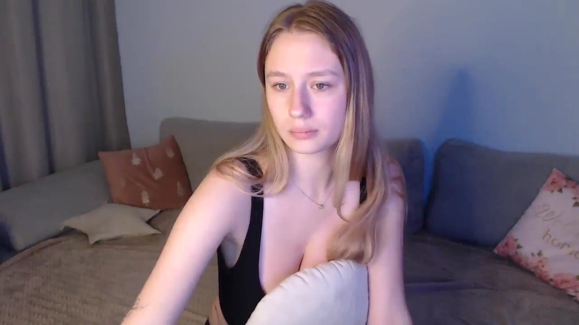 Gallery image thumbnail from NicolePax's myfreecams stream on, 10/01/2025, 13:47 image 13 of 20