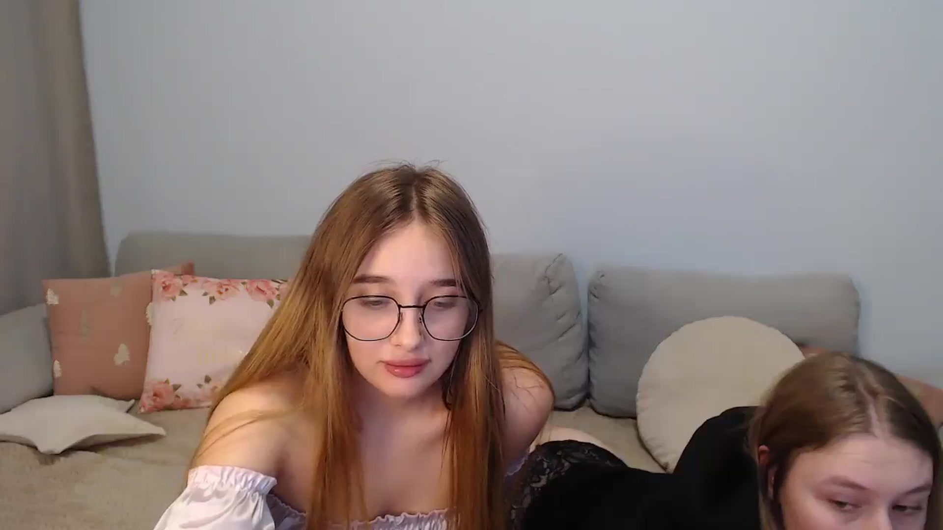 Gallery image thumbnail from NicolePax's myfreecams stream on, 10/28/2025, 22:40 image 3 of 20