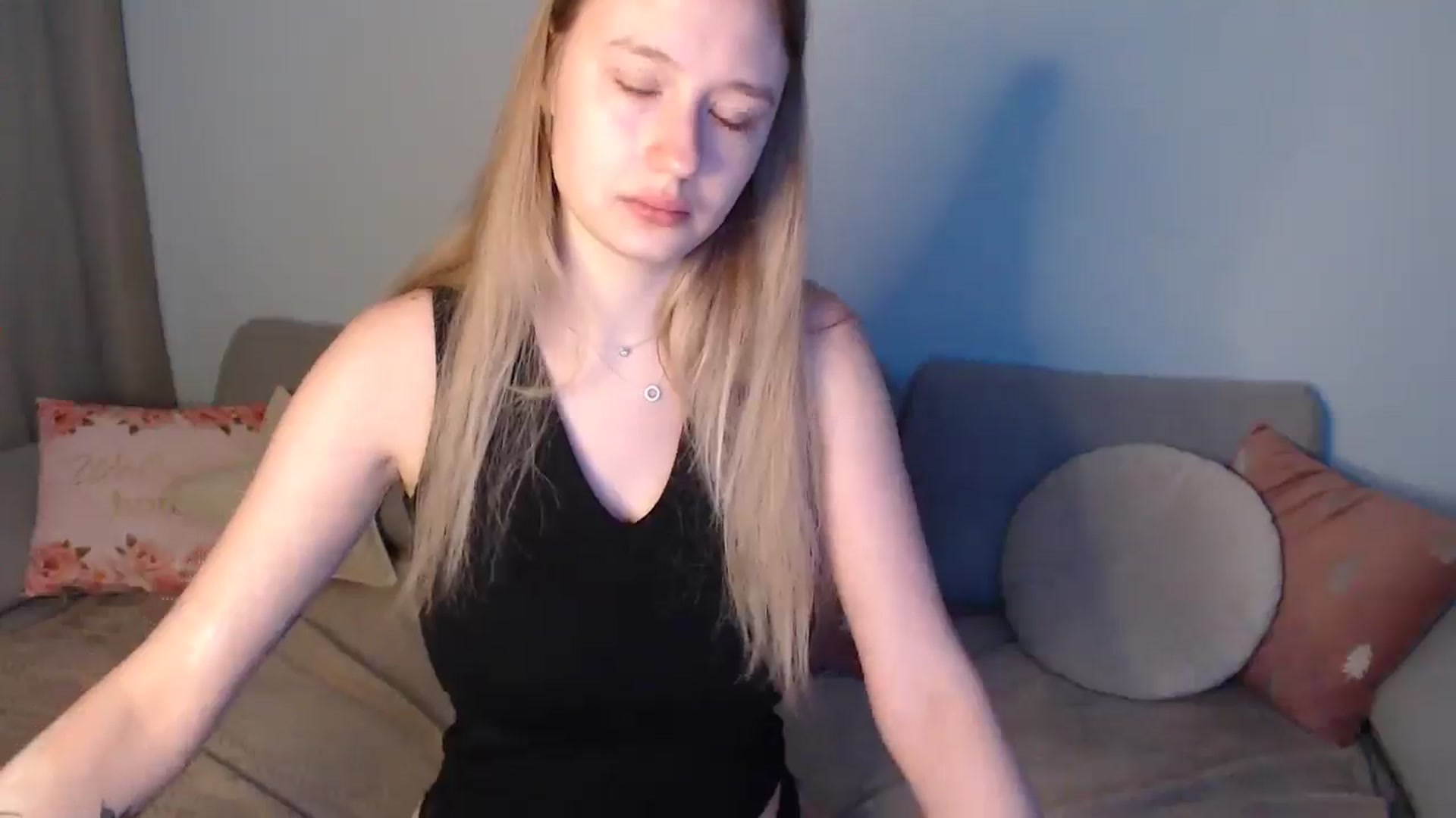 Gallery image thumbnail from NicolePax's myfreecams stream on, 10/29/2025, 09:45 image 19 of 20