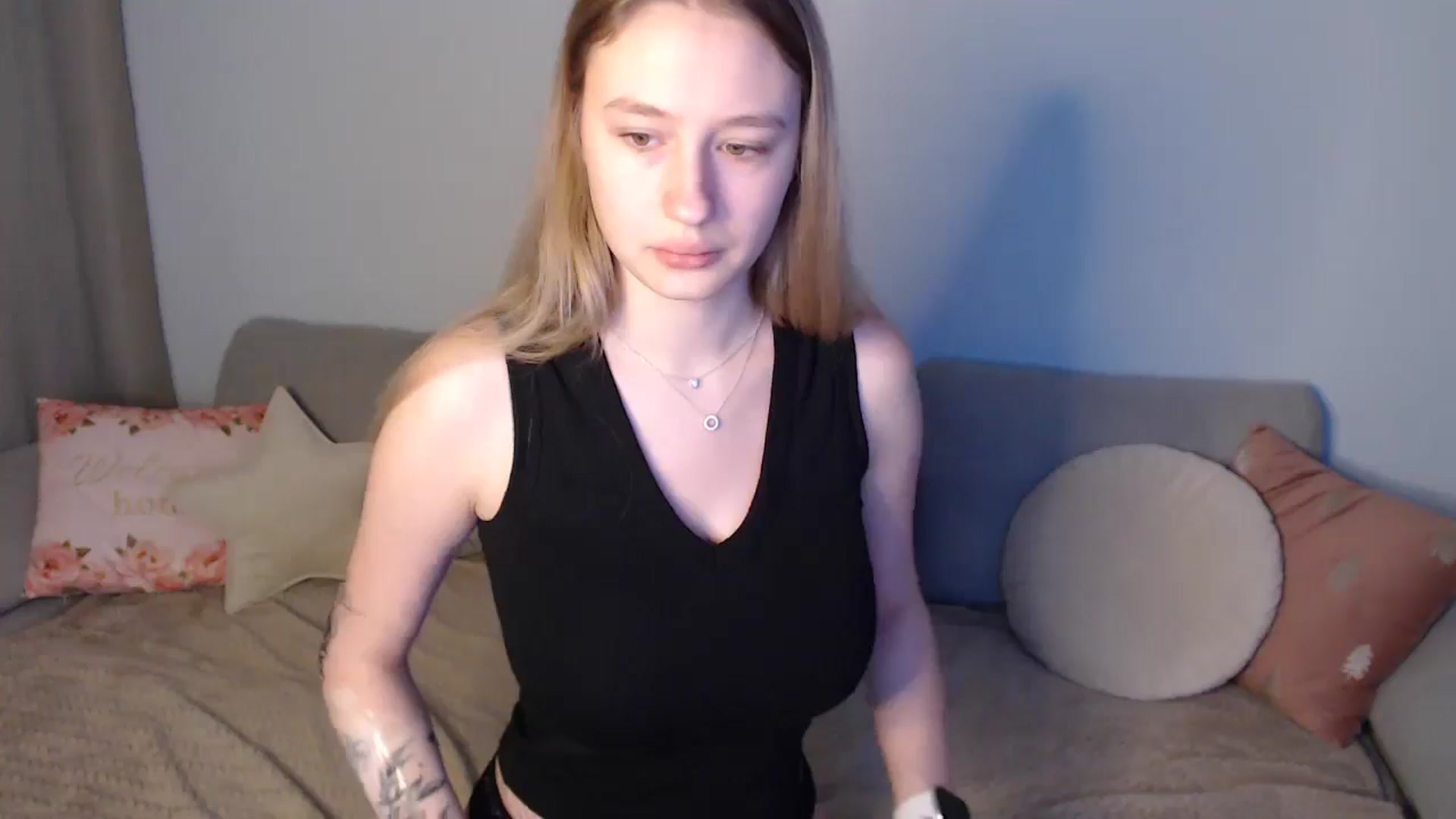 Gallery image thumbnail from NicolePax's myfreecams stream on, 10/29/2025, 09:45 image 9 of 20